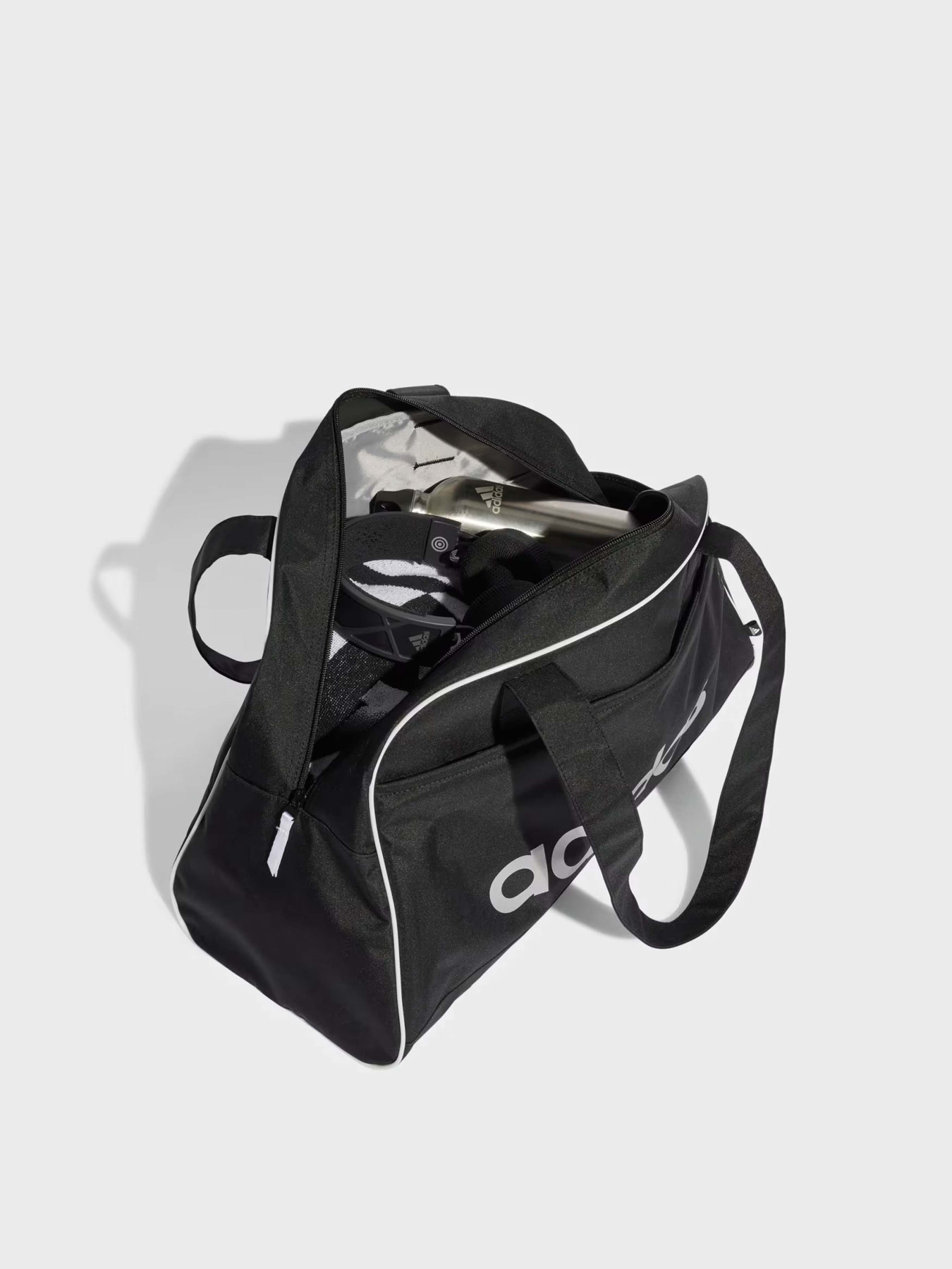 Сумки Adidas LINEAR ESSENTIALS BOWLING модель IP9785 Фото