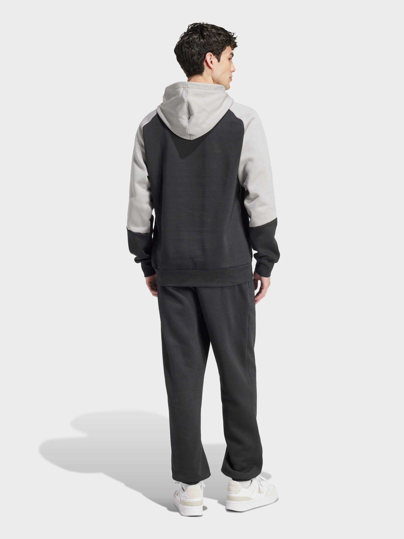 Костюмы Adidas SPORTSWEAR FLEECE COLORBLOCK модель IY0300 Фото