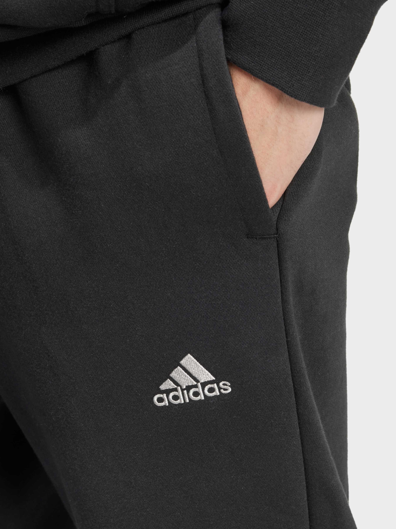 Костюмы Adidas SPORTSWEAR FLEECE COLORBLOCK модель IY0300 Фото