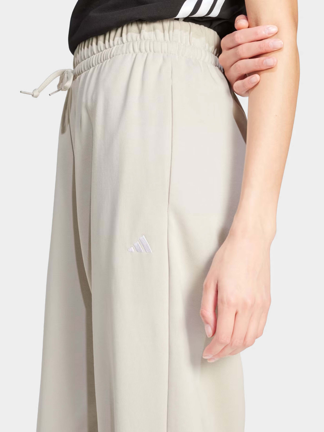 Брюки Adidas ESSENTIALS SMALL LOGO FRENCH T модель JC8305 Фото