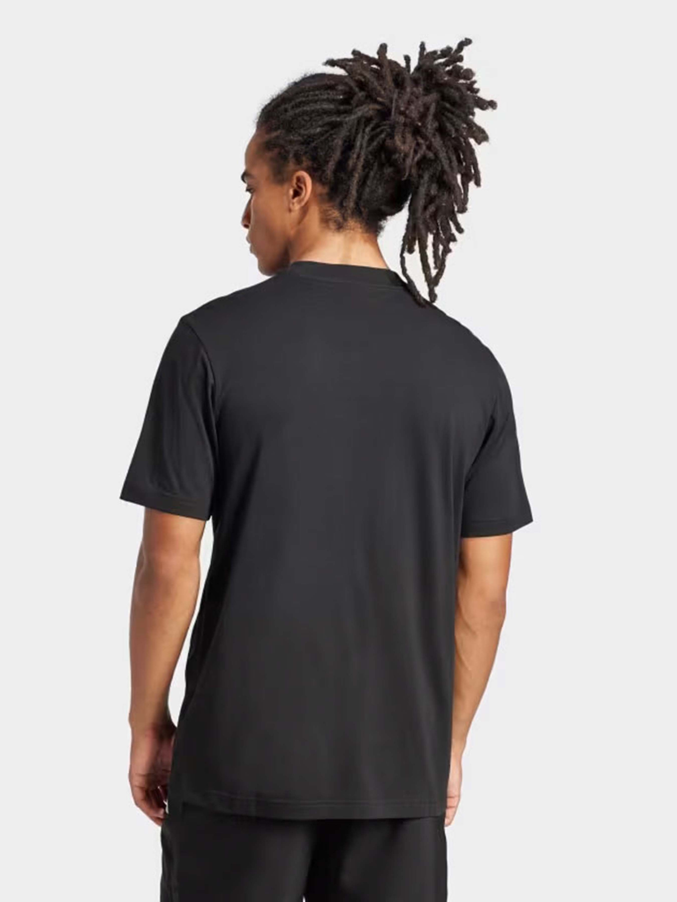 Футболки і поло Adidas ESSENTIALS SMALL LOGO SINGLE J модель JE9024 Футболки і поло Adidas ESSENTIALS SMALL LOGO SINGLE J модель JE9024 Фото