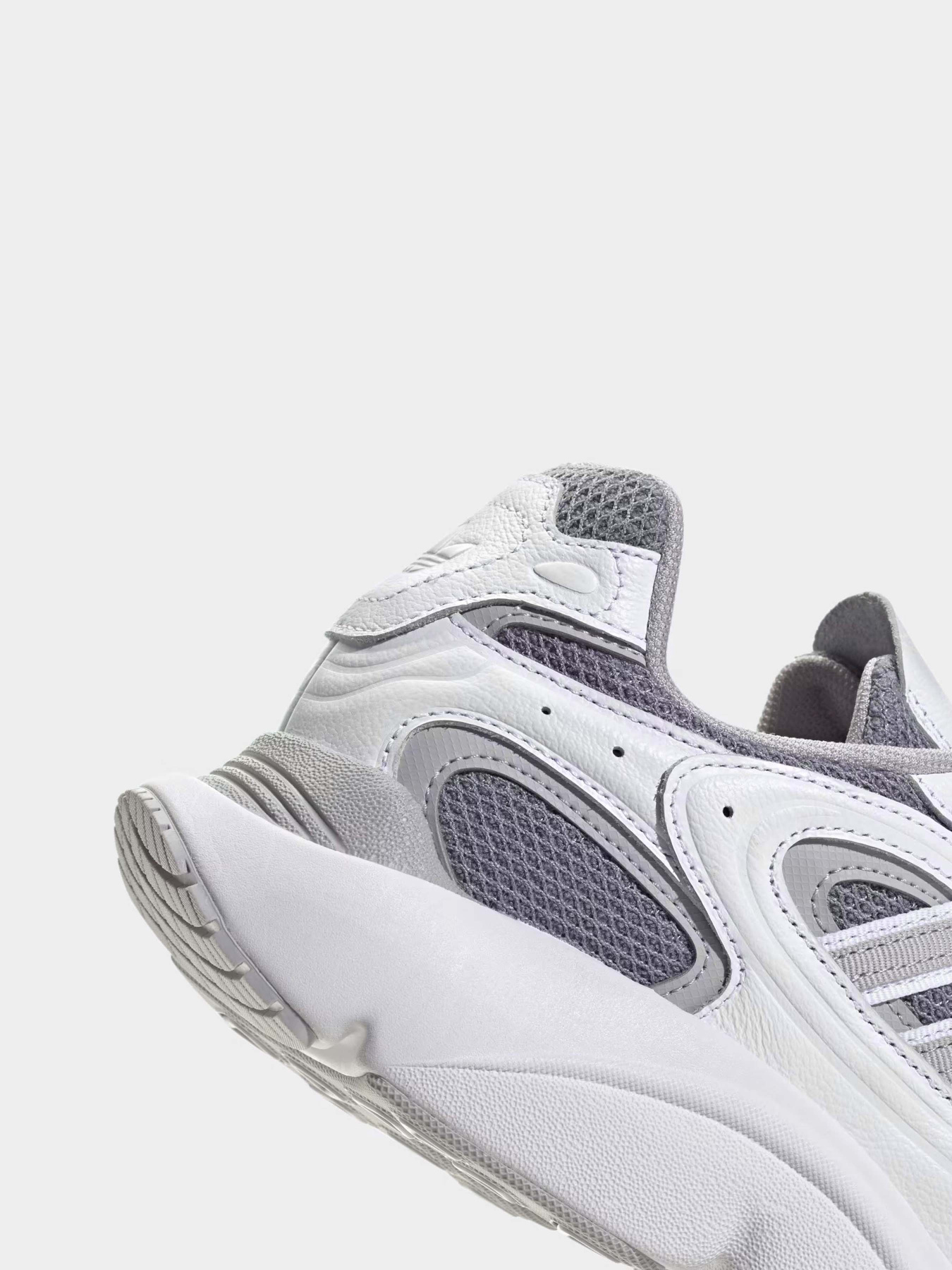 Кросівки Adidas OZMILLEN модель JI2634 Кросівки Adidas OZMILLEN модель JI2634 Фото