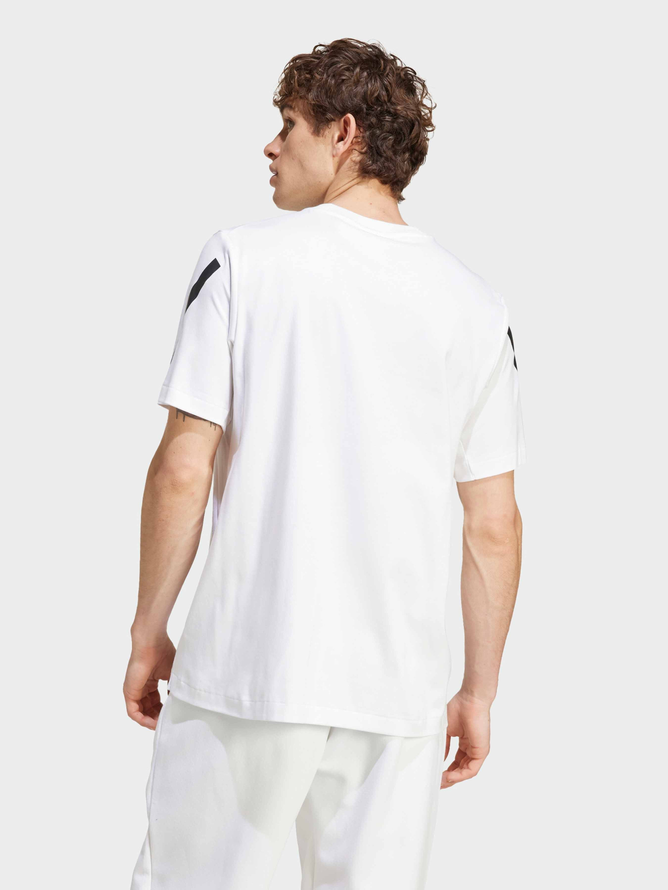Футболки и поло Adidas Z.N.E. SPORTSWEAR модель JE3078 Фото