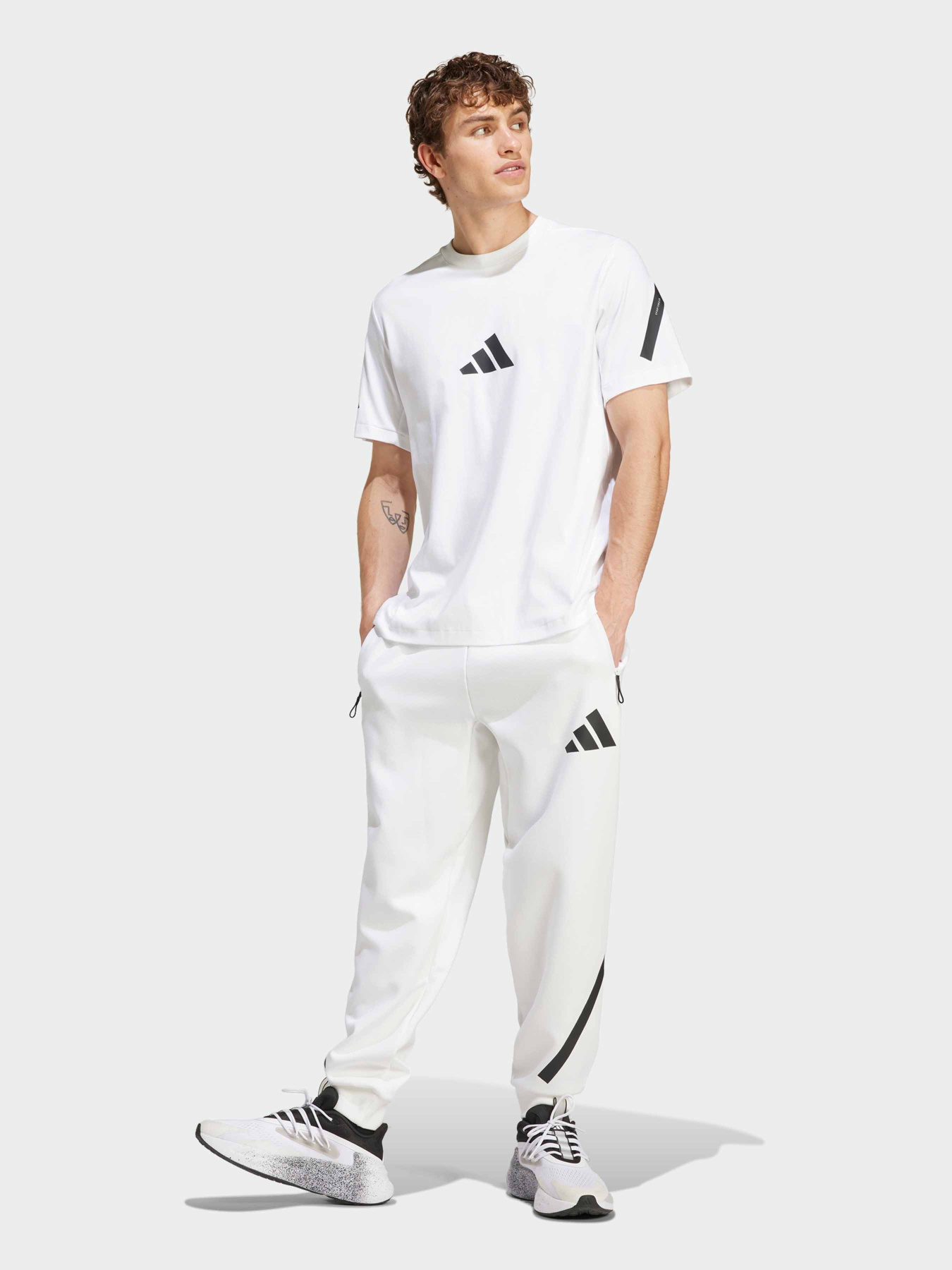 Футболки и поло Adidas Z.N.E. SPORTSWEAR модель JE3078 Фото