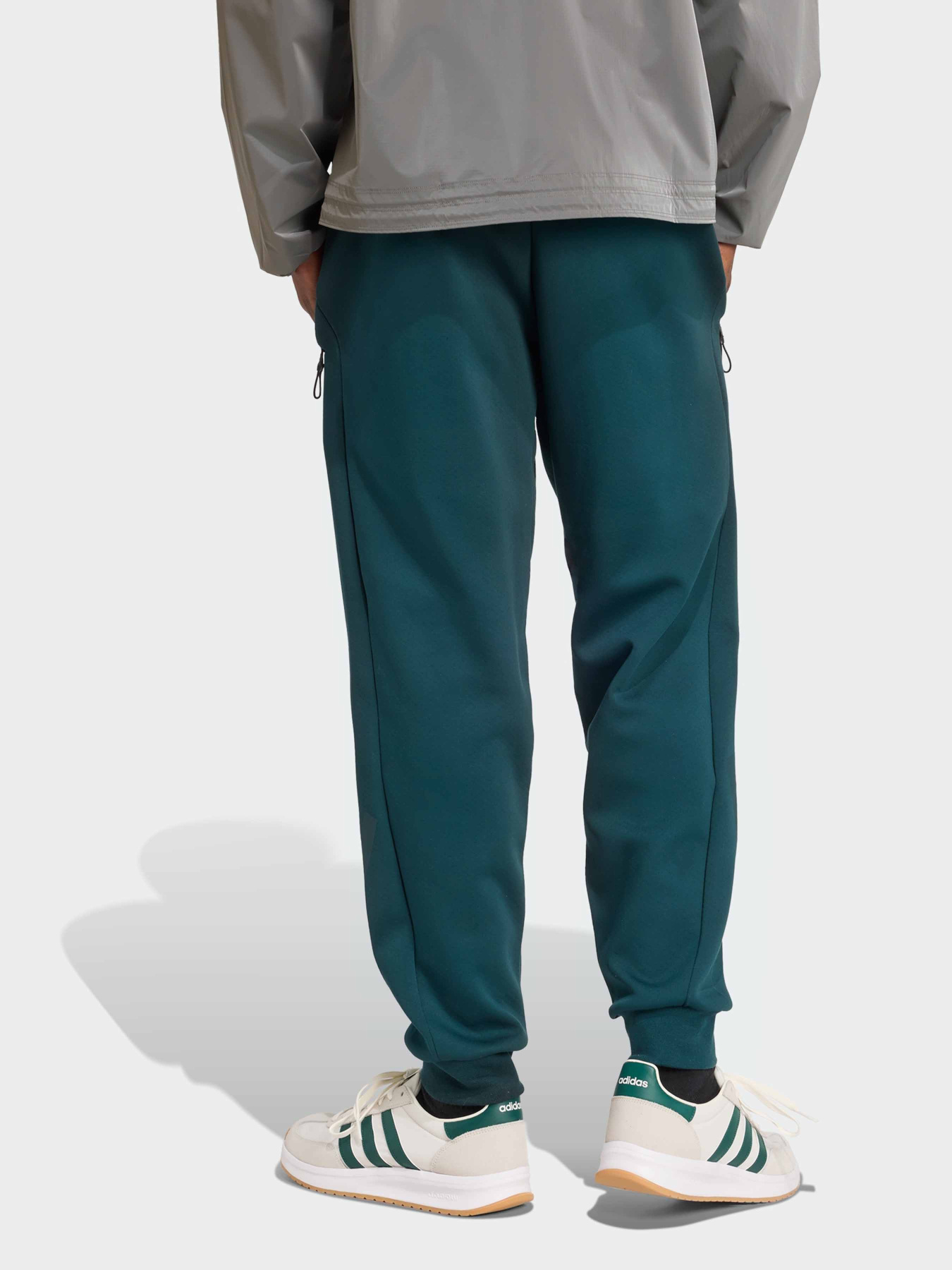 Брюки Adidas Z.N.E. SPORTSWEAR модель JW4724 Брюки Adidas Z.N.E. SPORTSWEAR модель JW4724 Фото