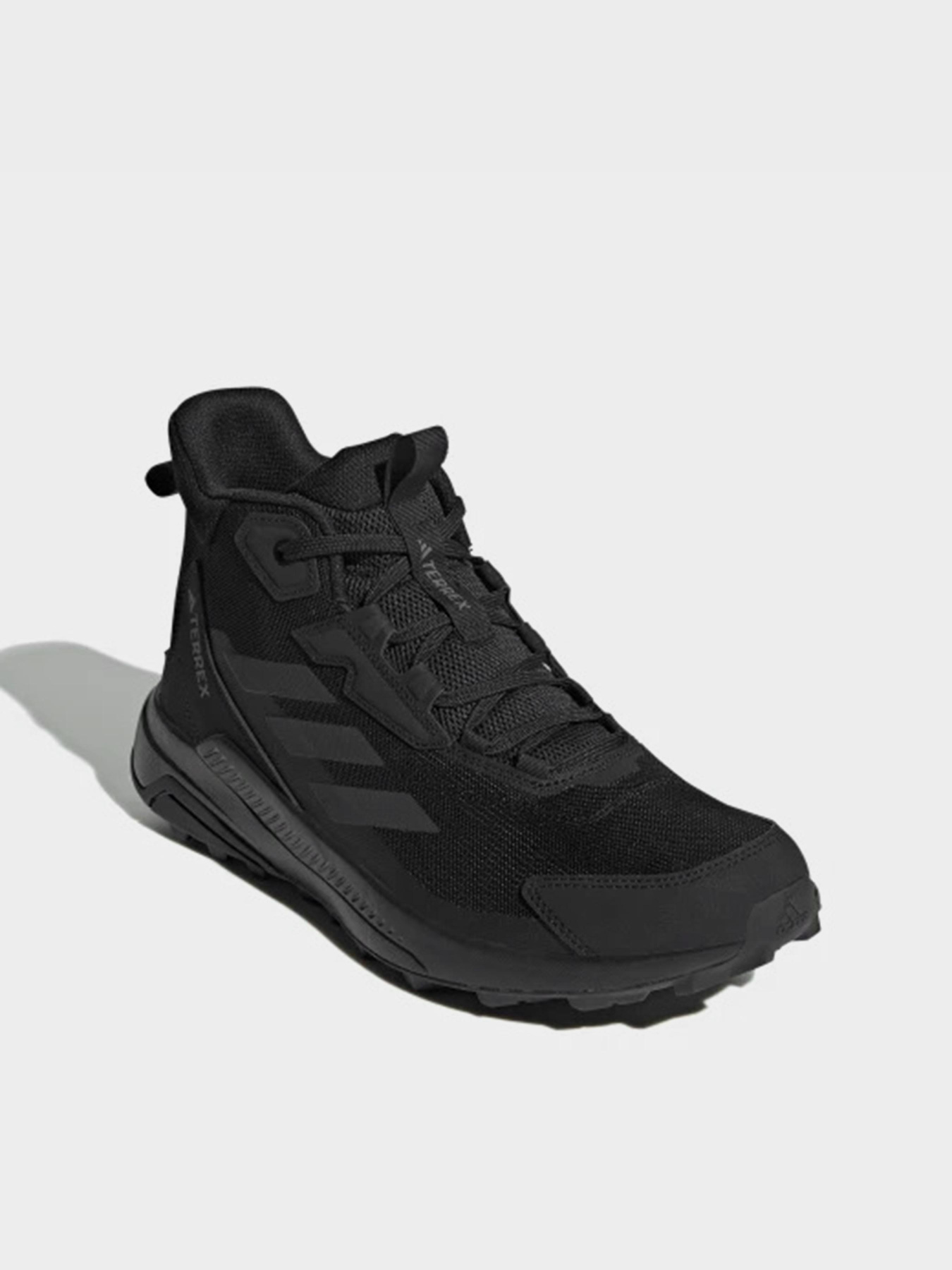 Черевики та чоботи Adidas модель IE1473 Черевики та чоботи Adidas модель IE1473 Фото