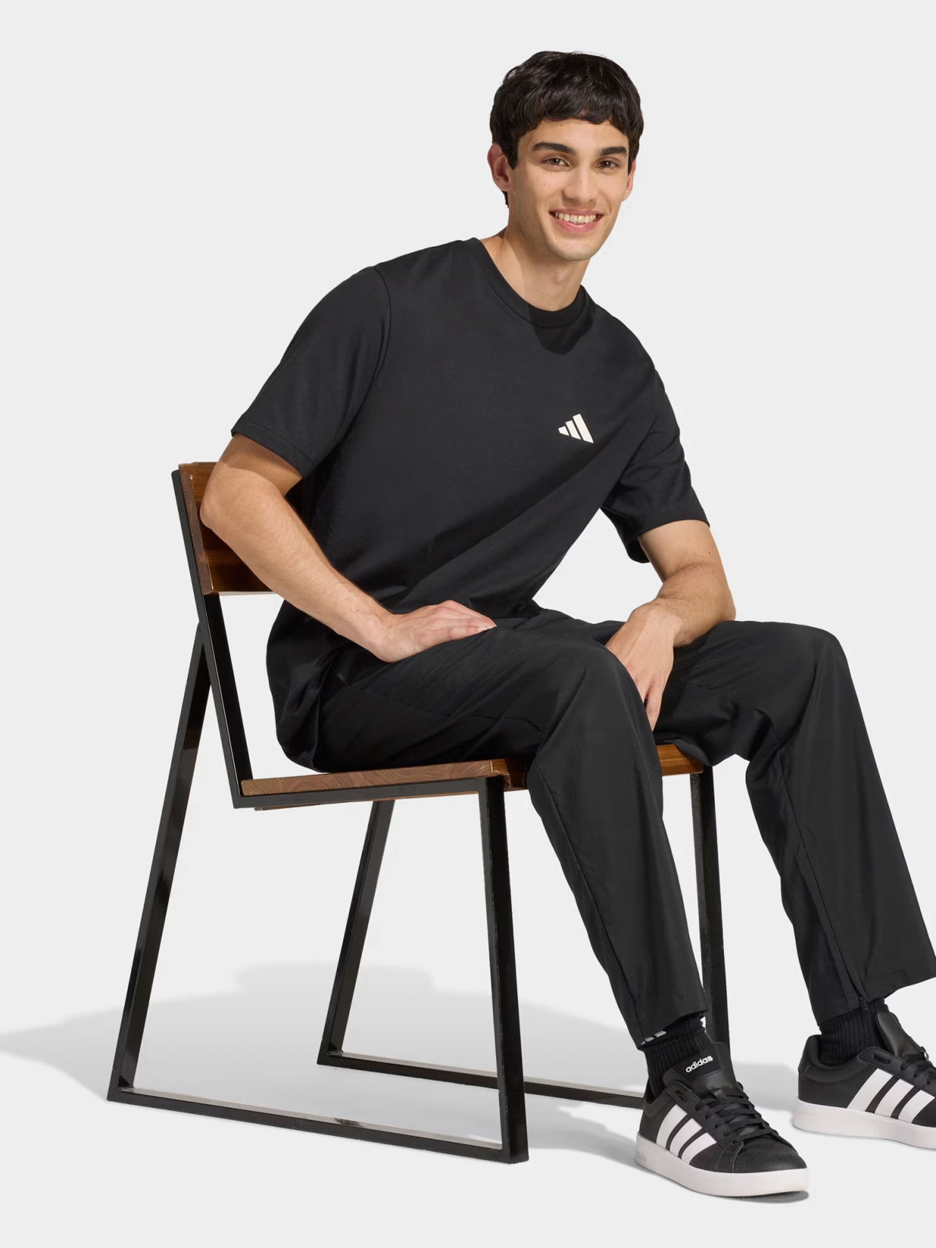 Футболки и поло Adidas OUTDOOR MOUNTAIN BIKING GRAPHI модель KB2536 Футболки и поло Adidas OUTDOOR MOUNTAIN BIKING GRAPHI модель KB2536 Фото