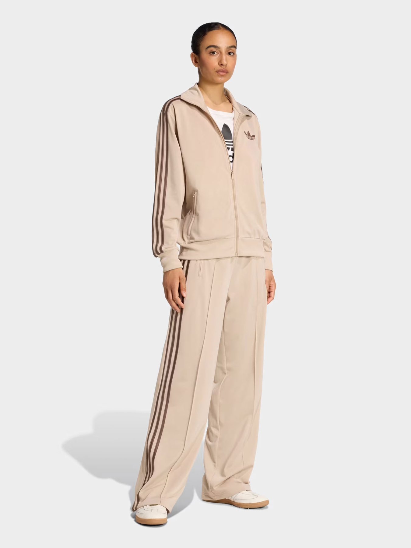 Худи и свитшоты Adidas FIREBIRD TRACK модель KD1327 Худи и свитшоты Adidas FIREBIRD TRACK модель KD1327 Фото