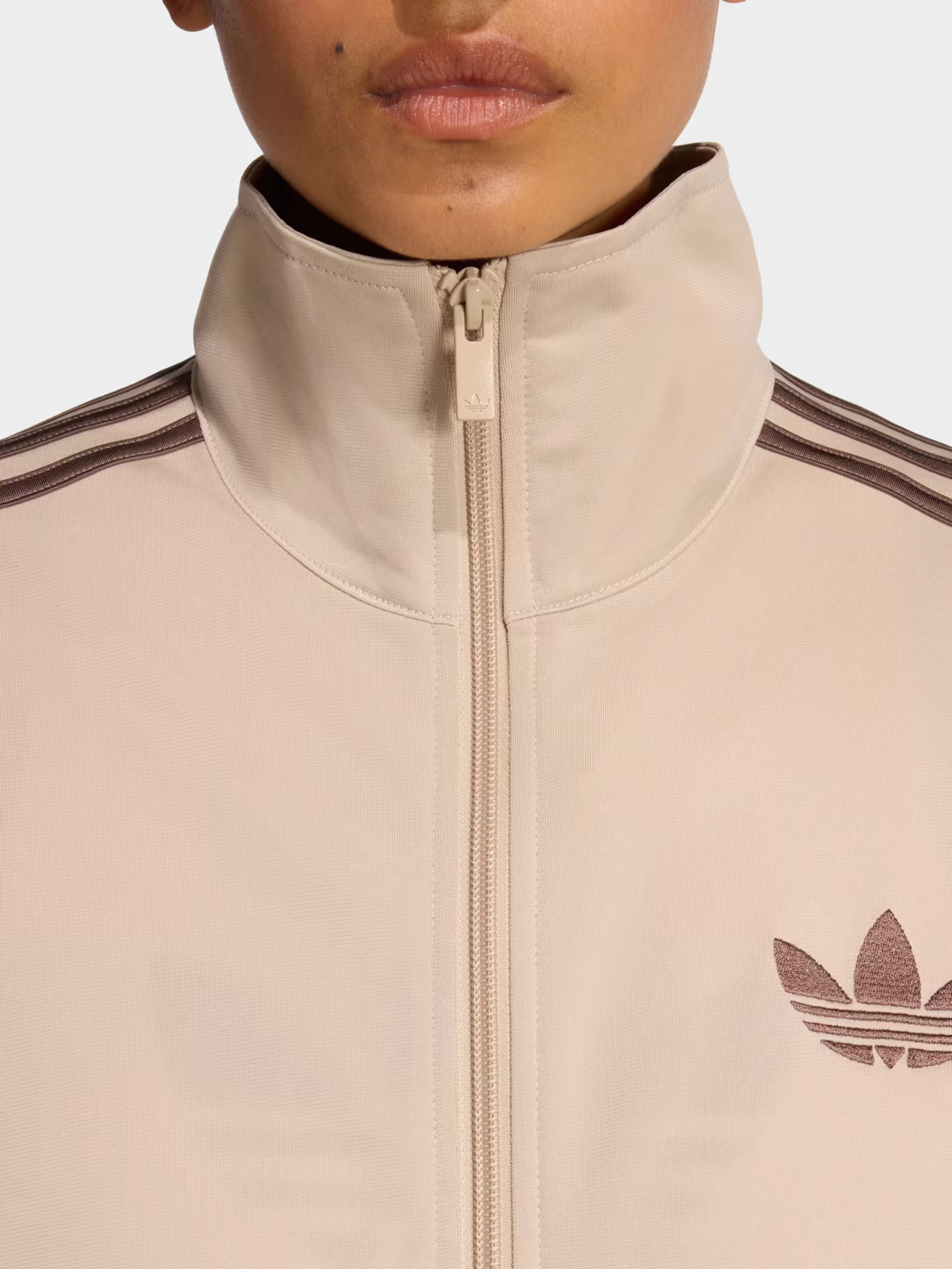 Худи и свитшоты Adidas FIREBIRD TRACK модель KD1327 Худи и свитшоты Adidas FIREBIRD TRACK модель KD1327 Фото