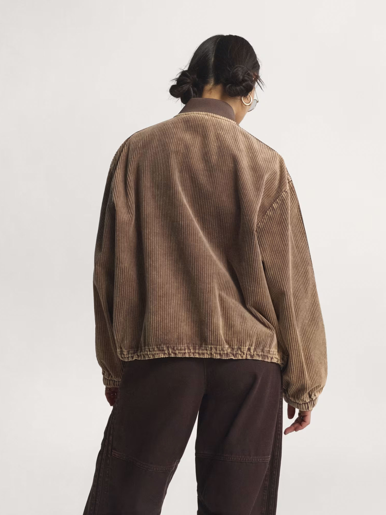 Куртки и дубленки Adidas CORDUROY SST модель KD8781 Куртки и дубленки Adidas CORDUROY SST модель KD8781 Фото