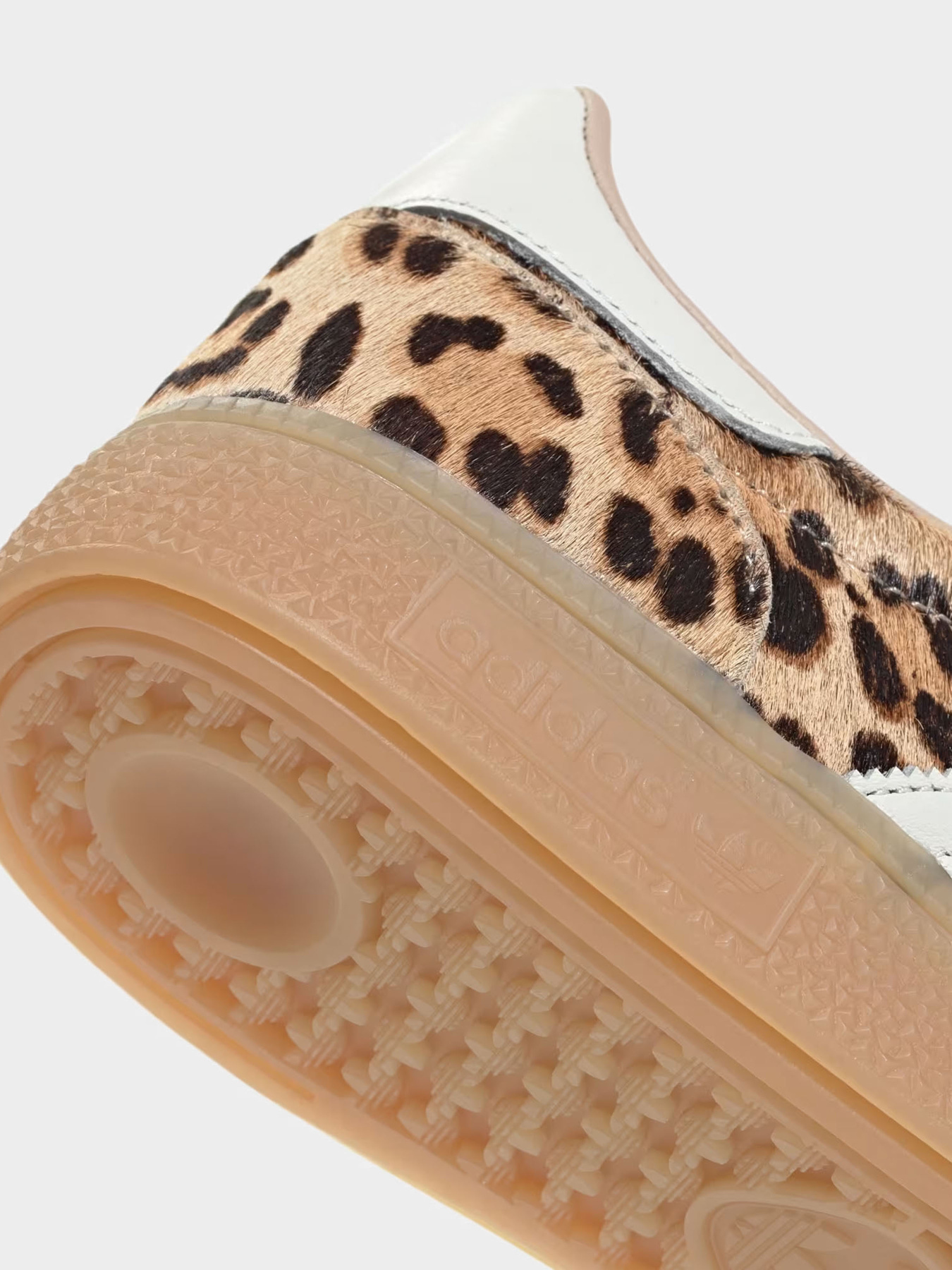 Кеди Adidas HANDBALL SPEZIAL модель KI6678 Кеди Adidas HANDBALL SPEZIAL модель KI6678 Фото