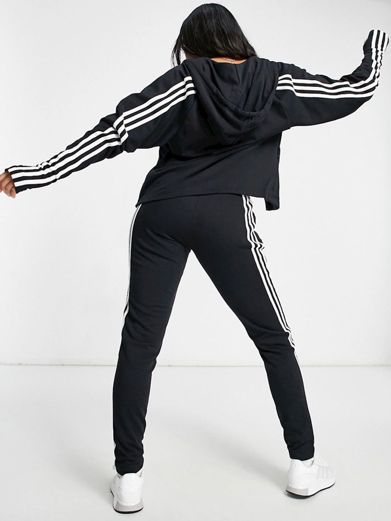 Костюми Adidas SLIM модель GL9488 Костюми Adidas SLIM модель GL9488 Фото