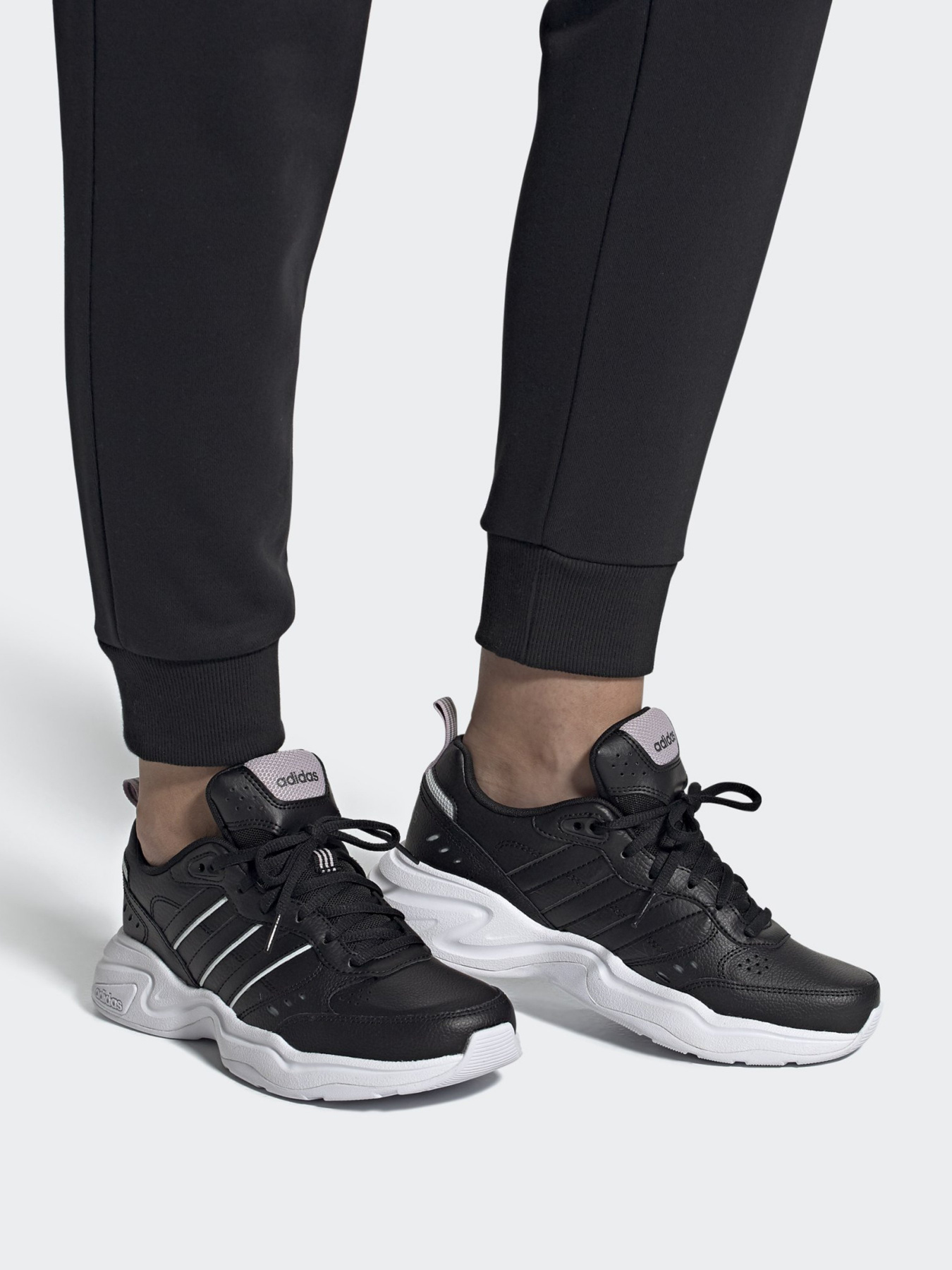 Кросівки Adidas Strutter модель EG2688 Кросівки Adidas Strutter модель EG2688 Фото