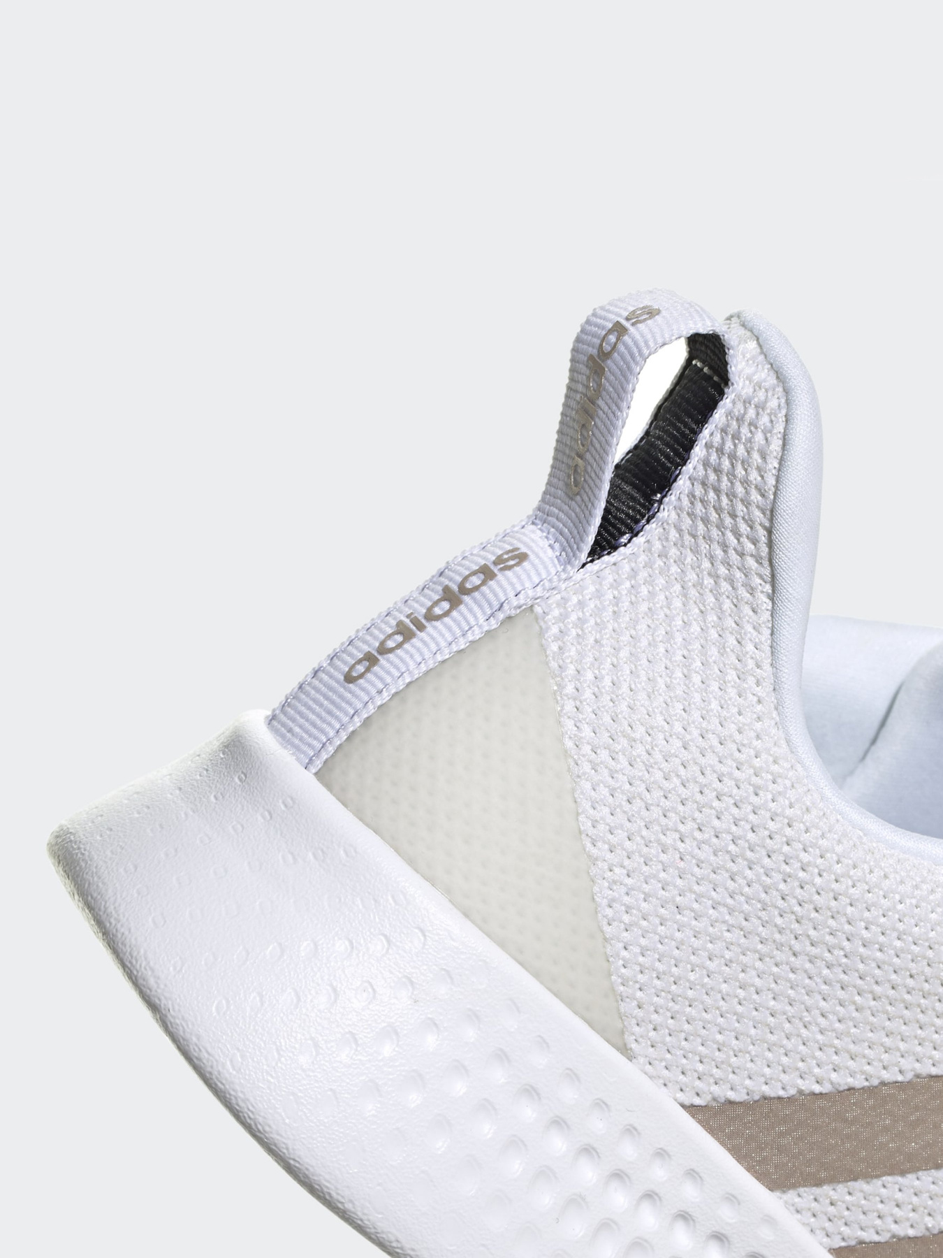 Кросівки Adidas Puremotion модель FY8220 Кросівки Adidas Puremotion модель FY8220 Фото