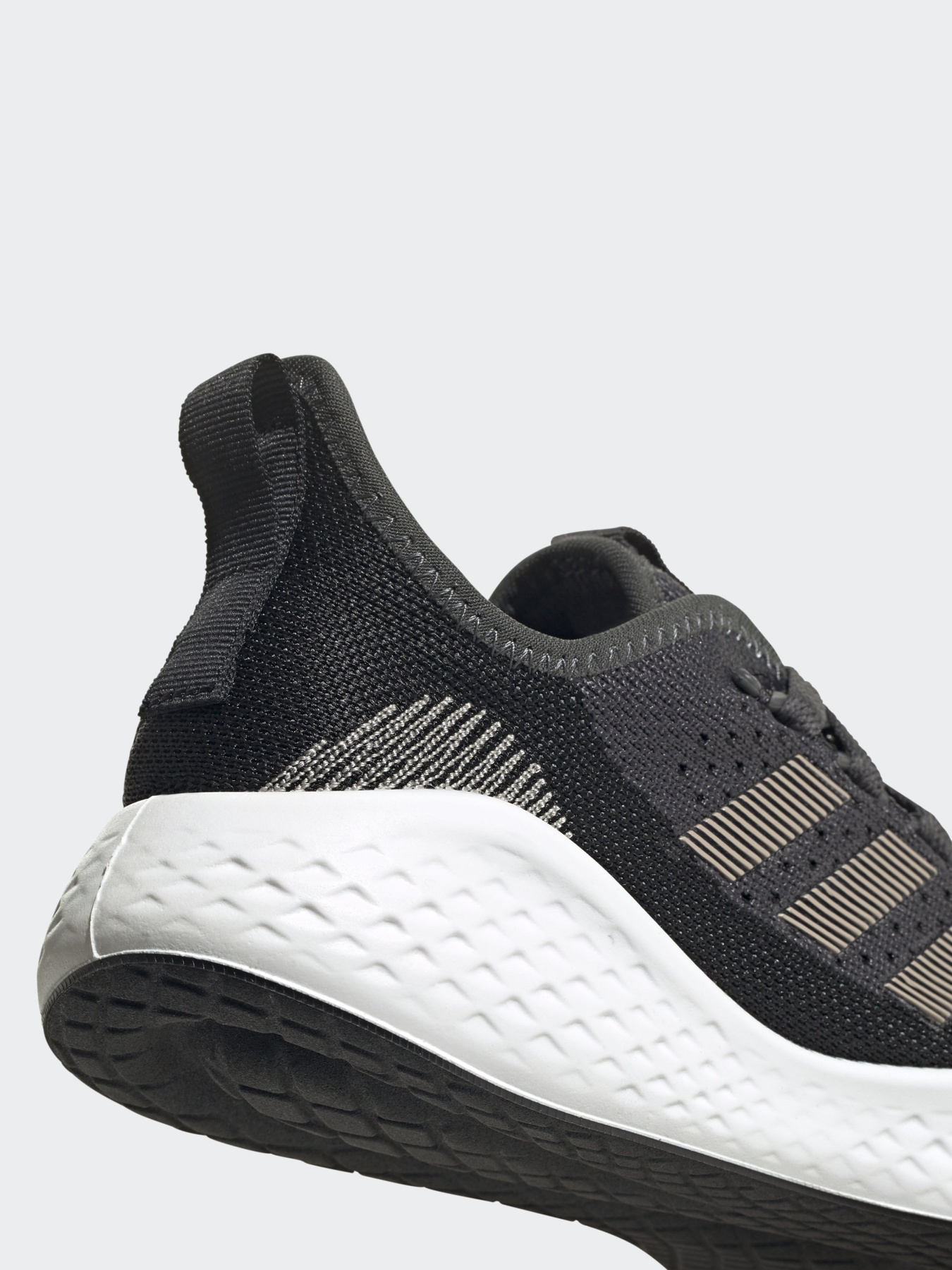 Кросівки Adidas FLUIDFLOW 2.0 модель FZ1977 Фото