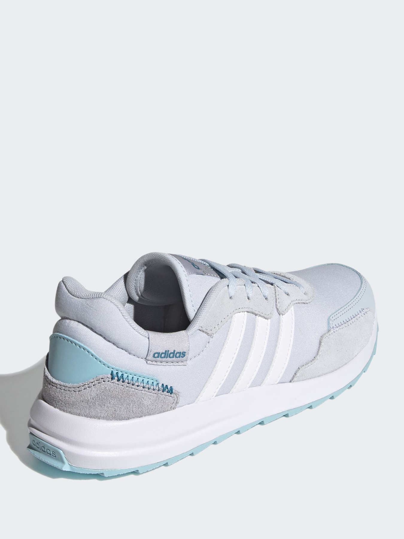 Кроссовки Adidas Retrorun модель FZ2217 Фото