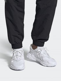Кросівки Adidas OZWEEGO модель EE5704 Фото