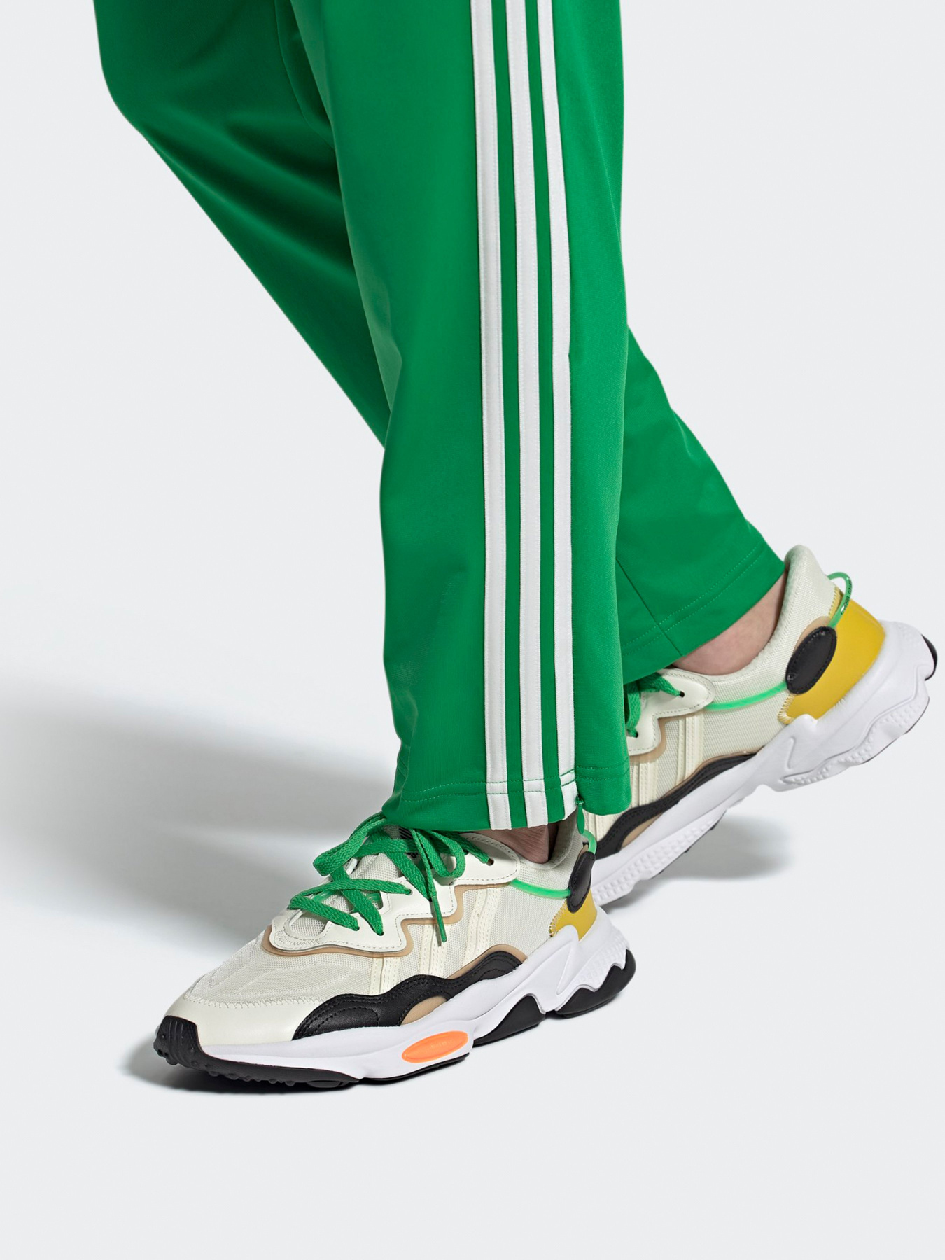 Кросівки Adidas Ozweego модель FX6059 Кросівки Adidas Ozweego модель FX6059 Фото