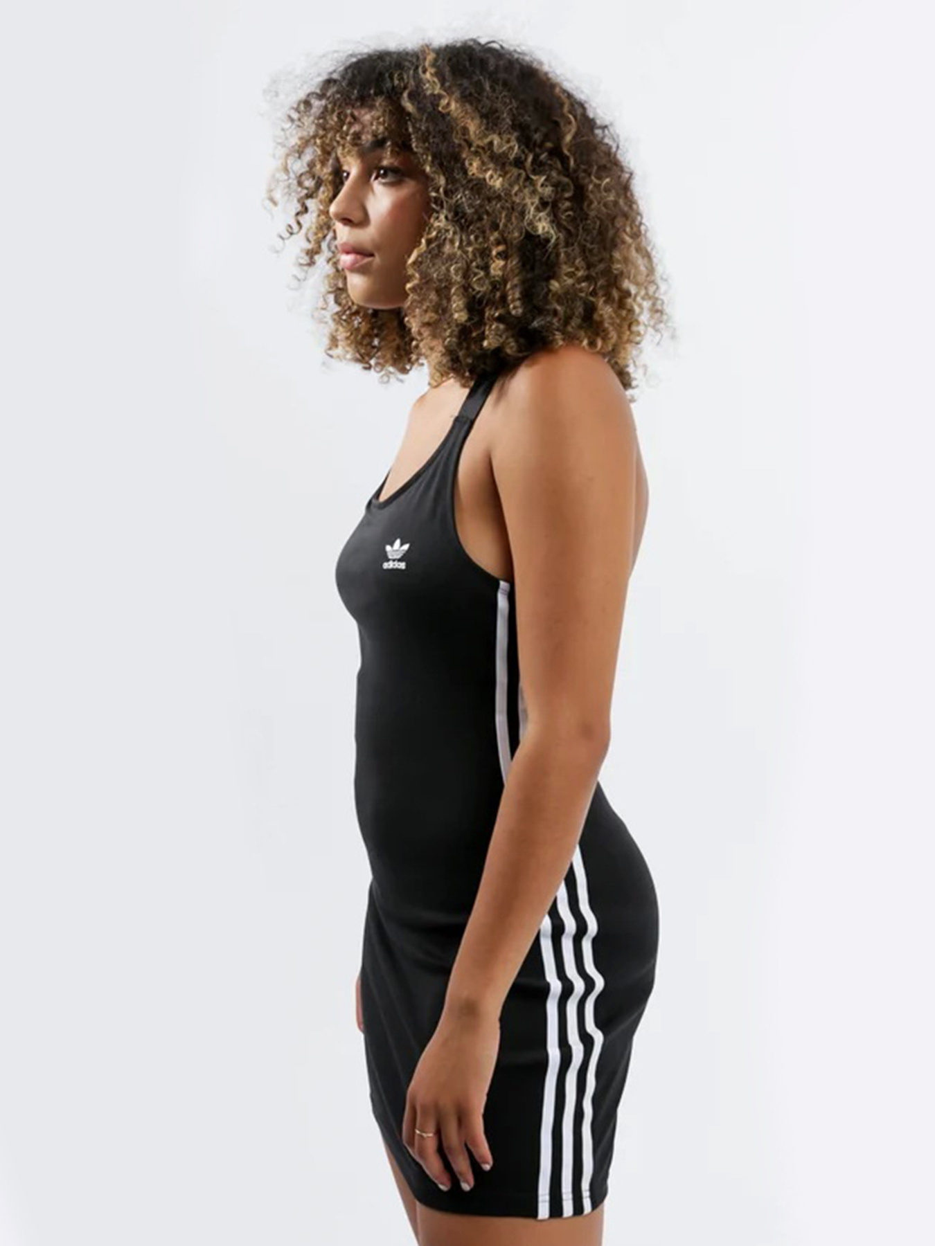 Сукні Adidas ADICOLOR CLASSICS RACERBACK модель GN2878 Сукні Adidas ADICOLOR CLASSICS RACERBACK модель GN2878 Фото