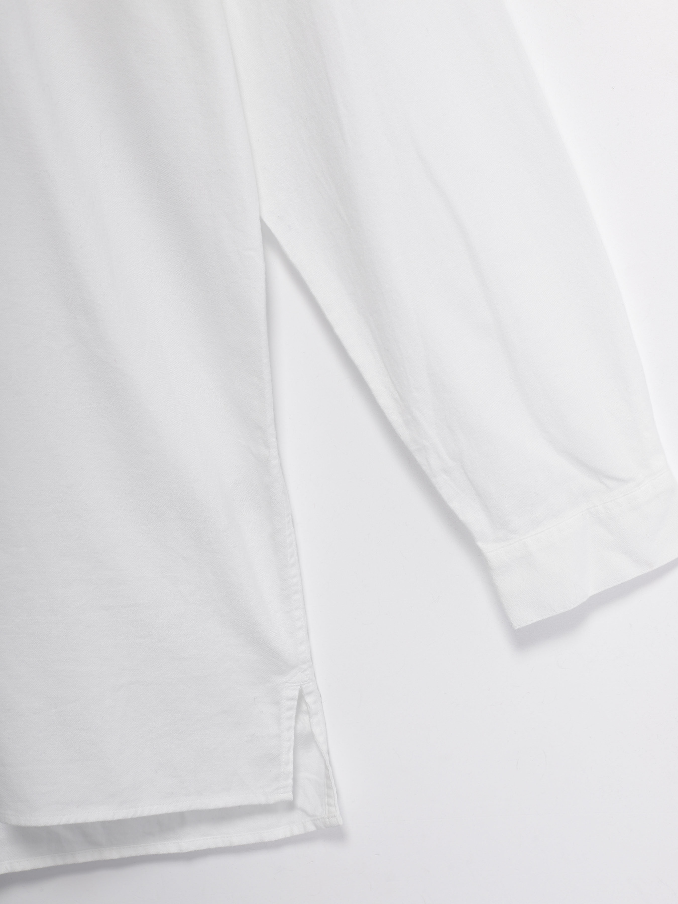 Сорочки COS модель 0462066_білий Сорочки COS модель 0462066_білий Фото