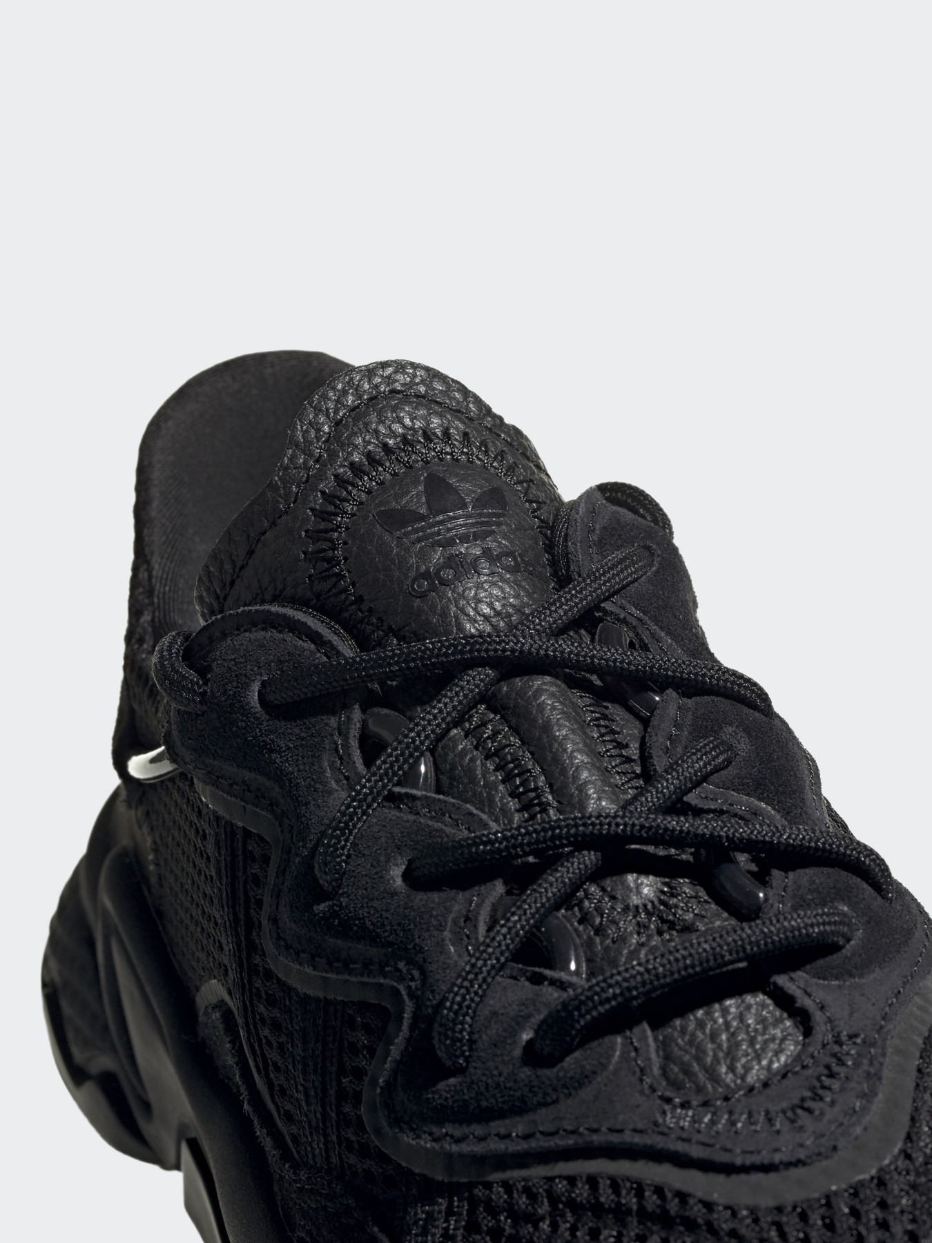 Кросівки Adidas OZWEEGO модель EE7775 Кросівки Adidas OZWEEGO модель EE7775 Фото