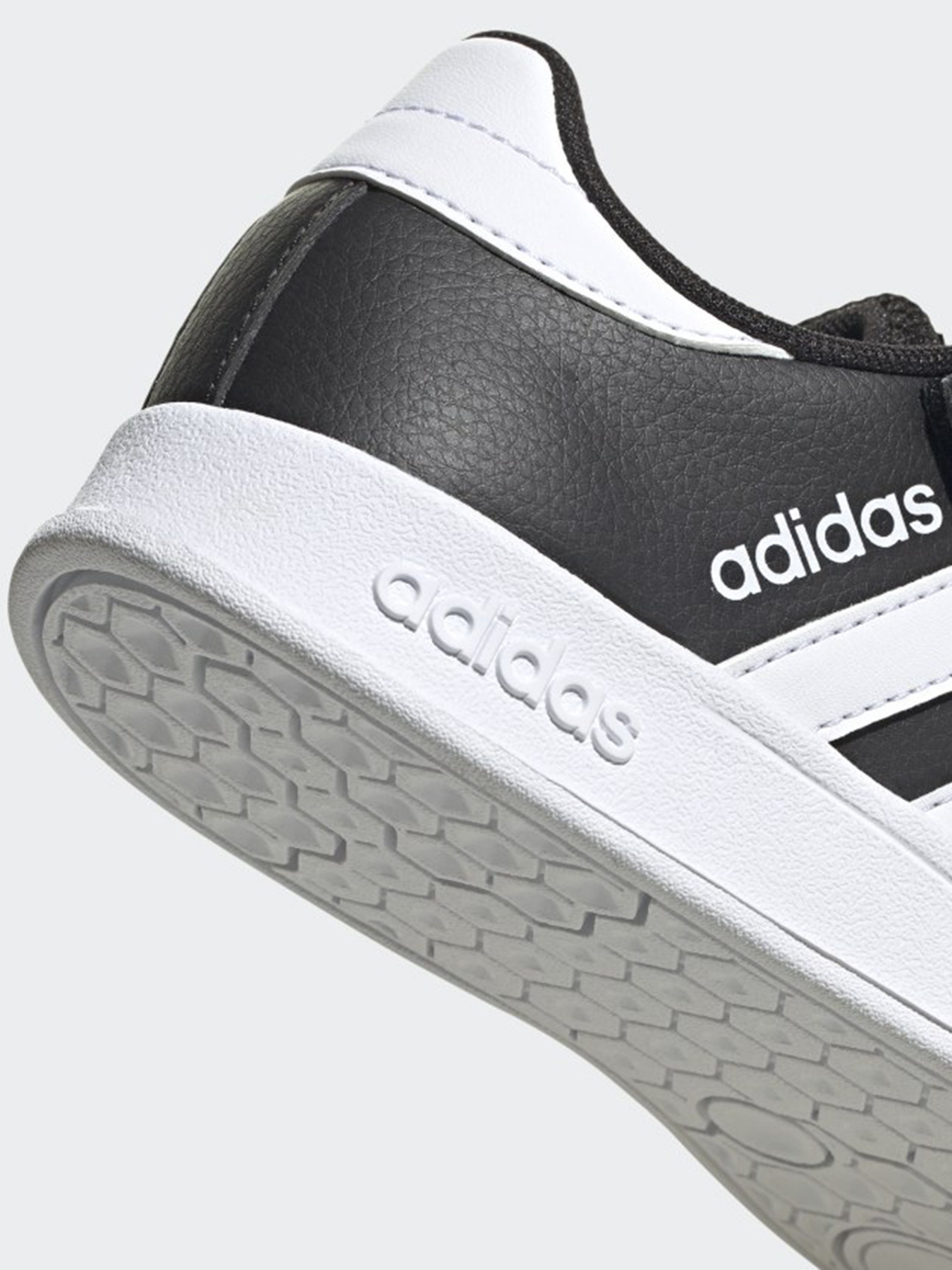 Кросівки Adidas Breaknet Sportswear модель FZ0105 Фото