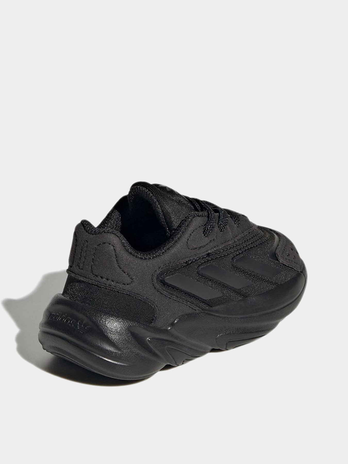 Кросівки Adidas Ozelia Originals модель H04747 Фото