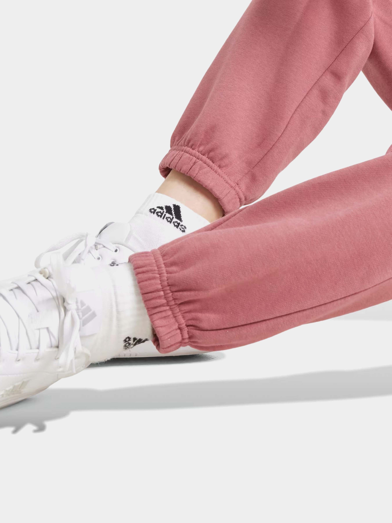 Брюки Adidas ESSENTIALS FEEL COZY модель IW0868 Фото
