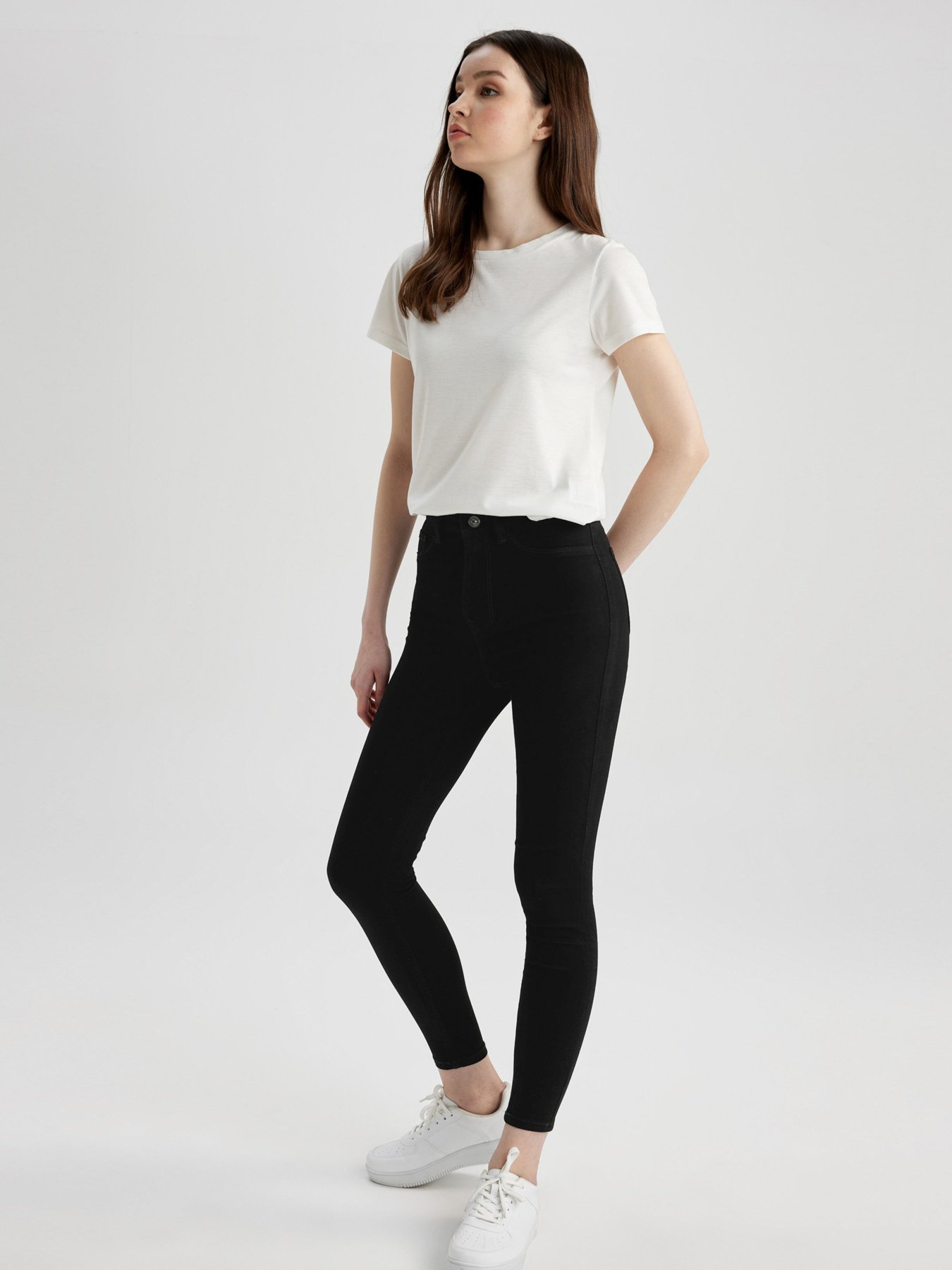Джинси DeFacto модель Z8260AZ-NM40 Фото
