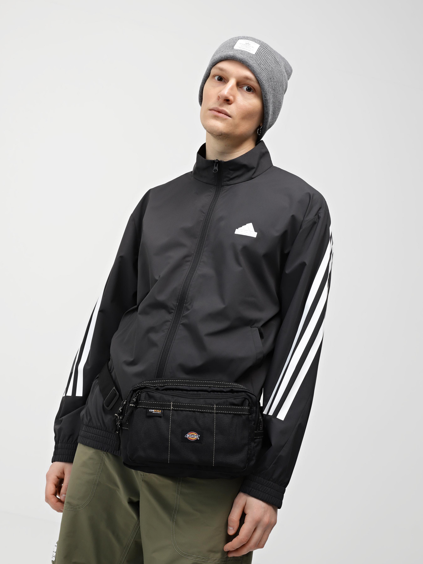 Сумки Dickies Ashville модель DK0A4Y1VBLK1 Сумки Dickies Ashville модель DK0A4Y1VBLK1 Фото