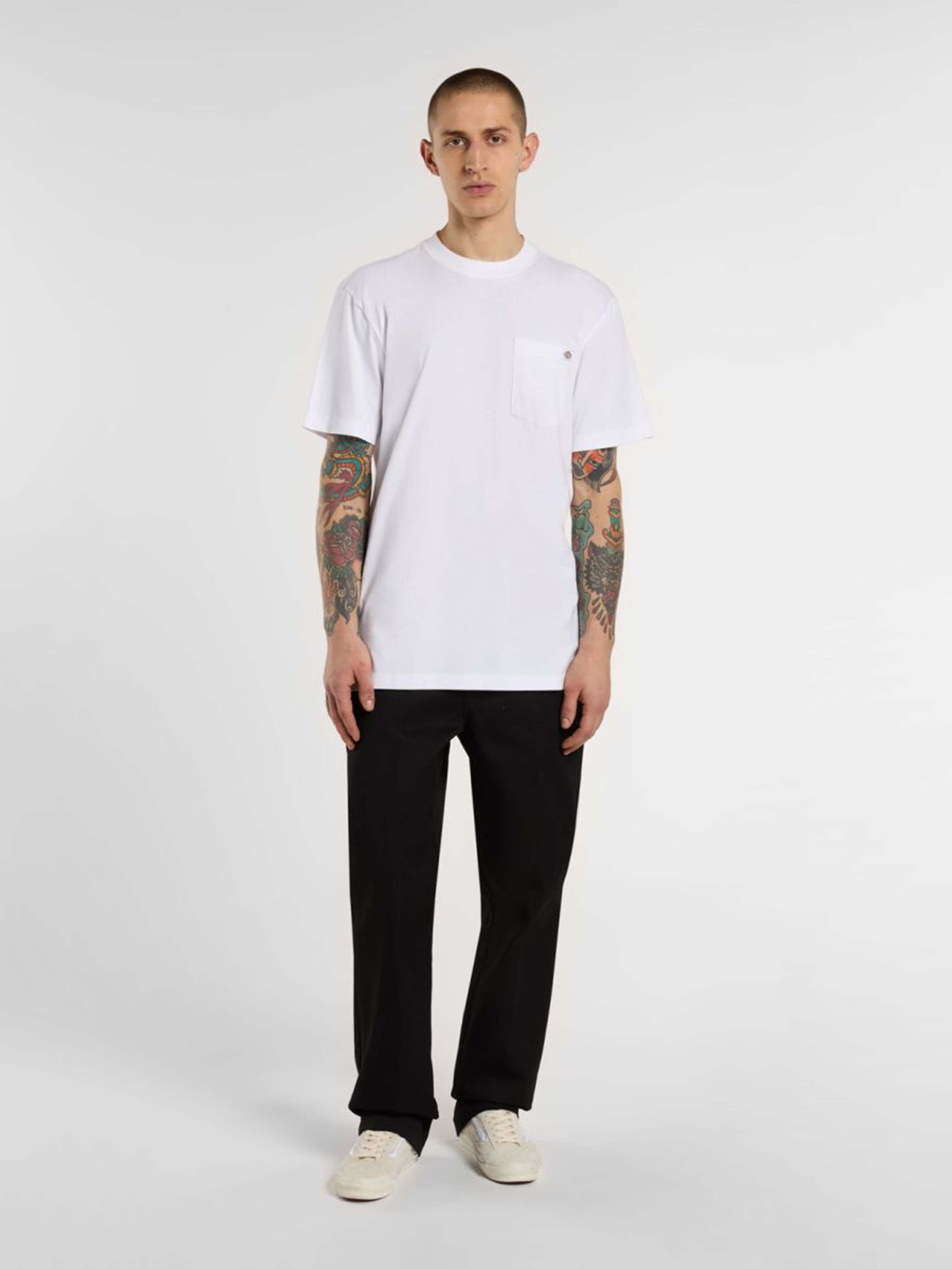 Футболки і поло Dickies Heavyweight Pocket Relaxed модель DK0WS450WHX1 Футболки і поло Dickies Heavyweight Pocket Relaxed модель DK0WS450WHX1 Фото