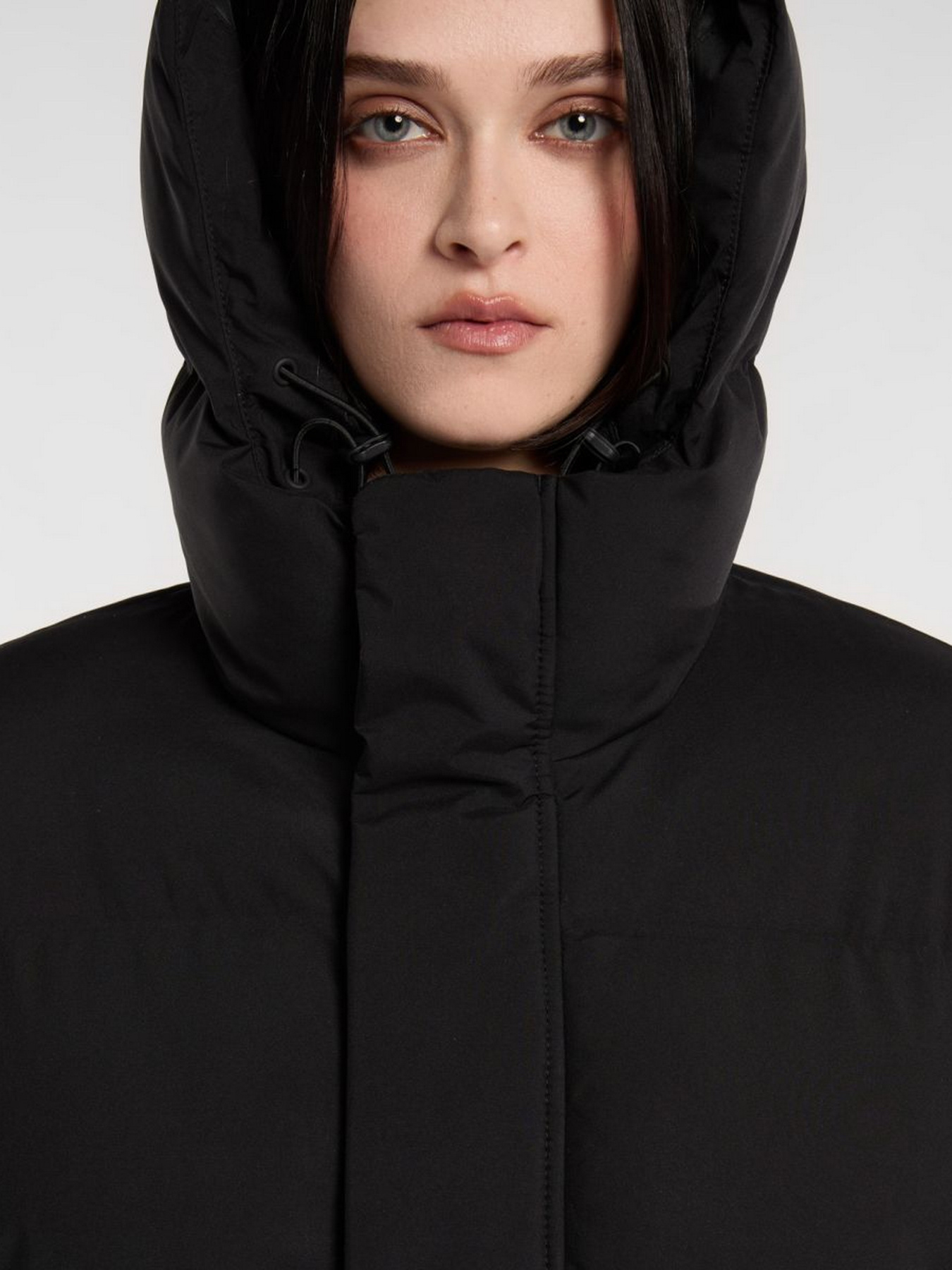 Куртки и дубленки Dickies EAGLEVILLE HOODED PUFFER модель DK0A87OLBLK1 Фото