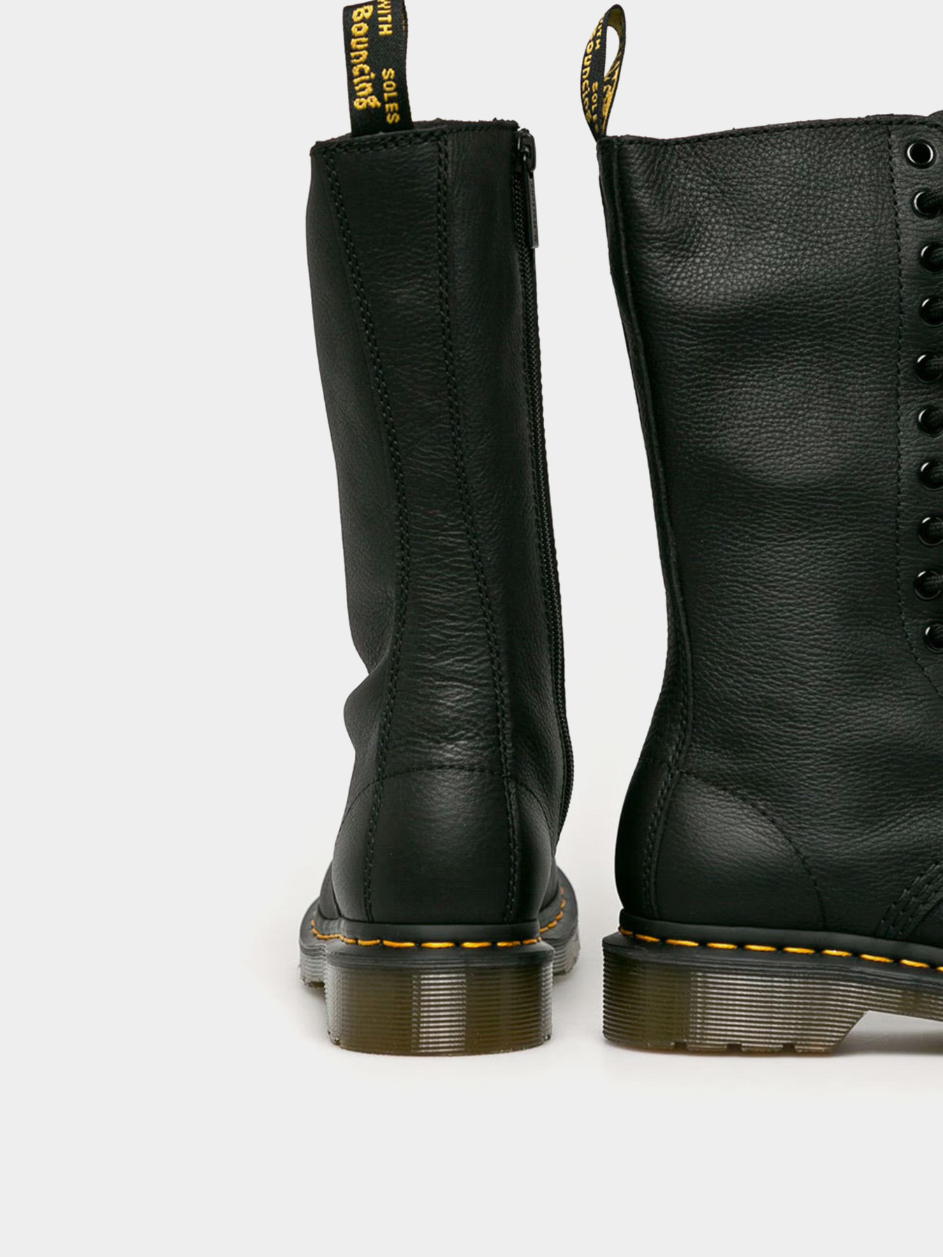 Ботинки и сапоги DR. MARTENS модель 11820008 Ботинки и сапоги DR. MARTENS модель 11820008 Фото