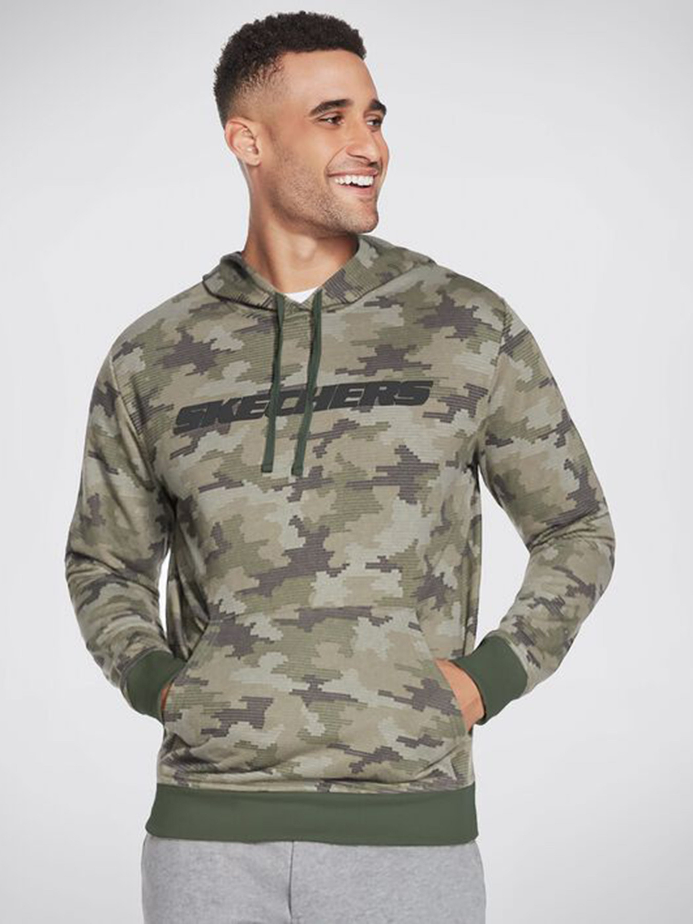 Худі та світшоти Skechers Boundless Heritage Pullover Hoodie модель M3HD46 CAMO Худі та світшоти Skechers Boundless Heritage Pullover Hoodie модель M3HD46 CAMO Фото