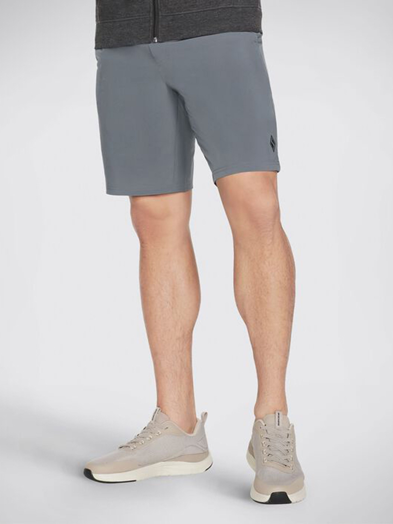 Шорти Skechers MOVEMENT 7" SHORT II модель M01SH18B DKGY Фото