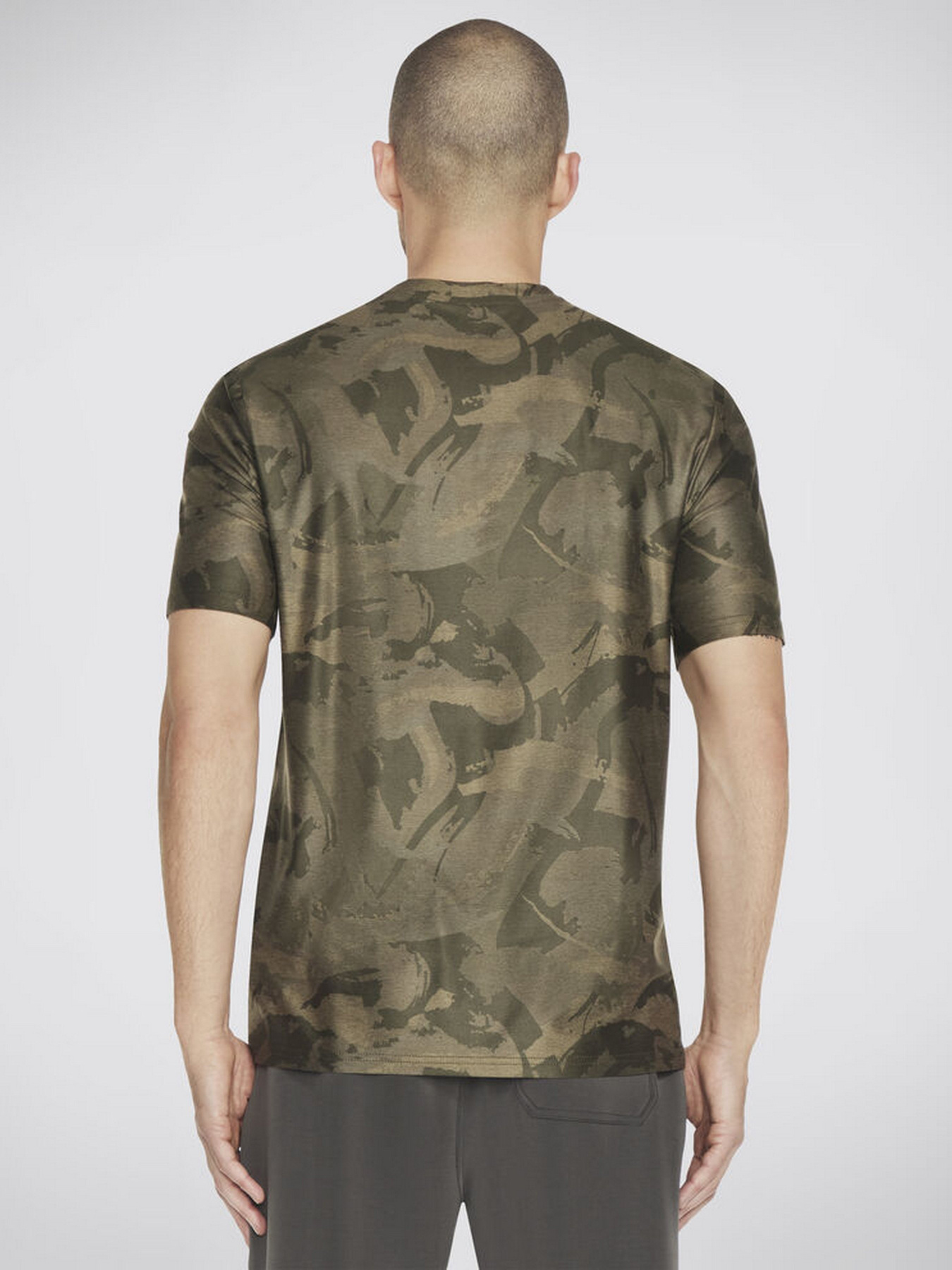 Футболки і поло Skechers GO Dri All Day Camo модель TS120 GYBR Футболки і поло Skechers GO Dri All Day Camo модель TS120 GYBR Фото
