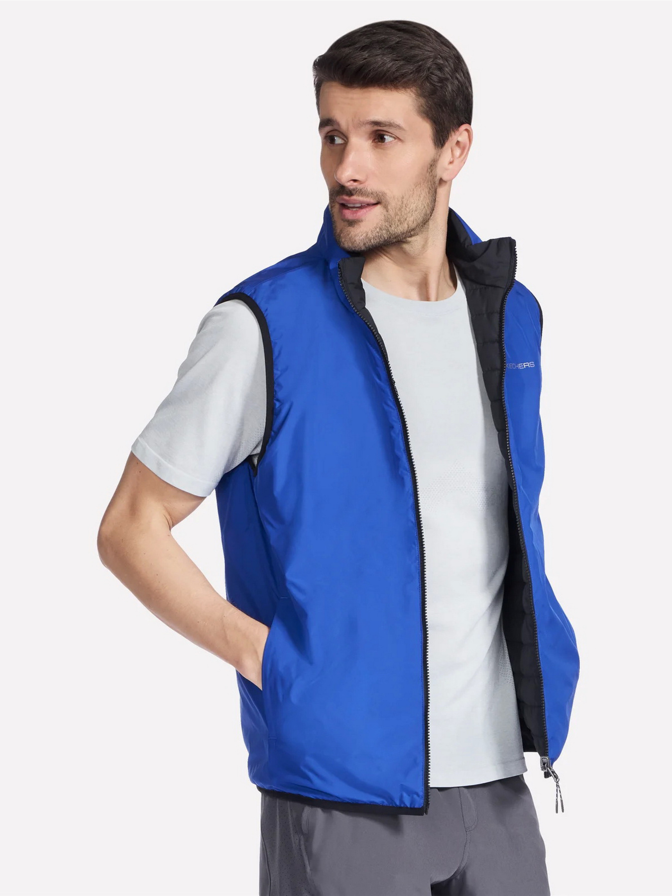 Куртки и дубленки Skechers GOSHIELD ALTITUDE REVERSIBLE V модель JA140 BKRY Фото