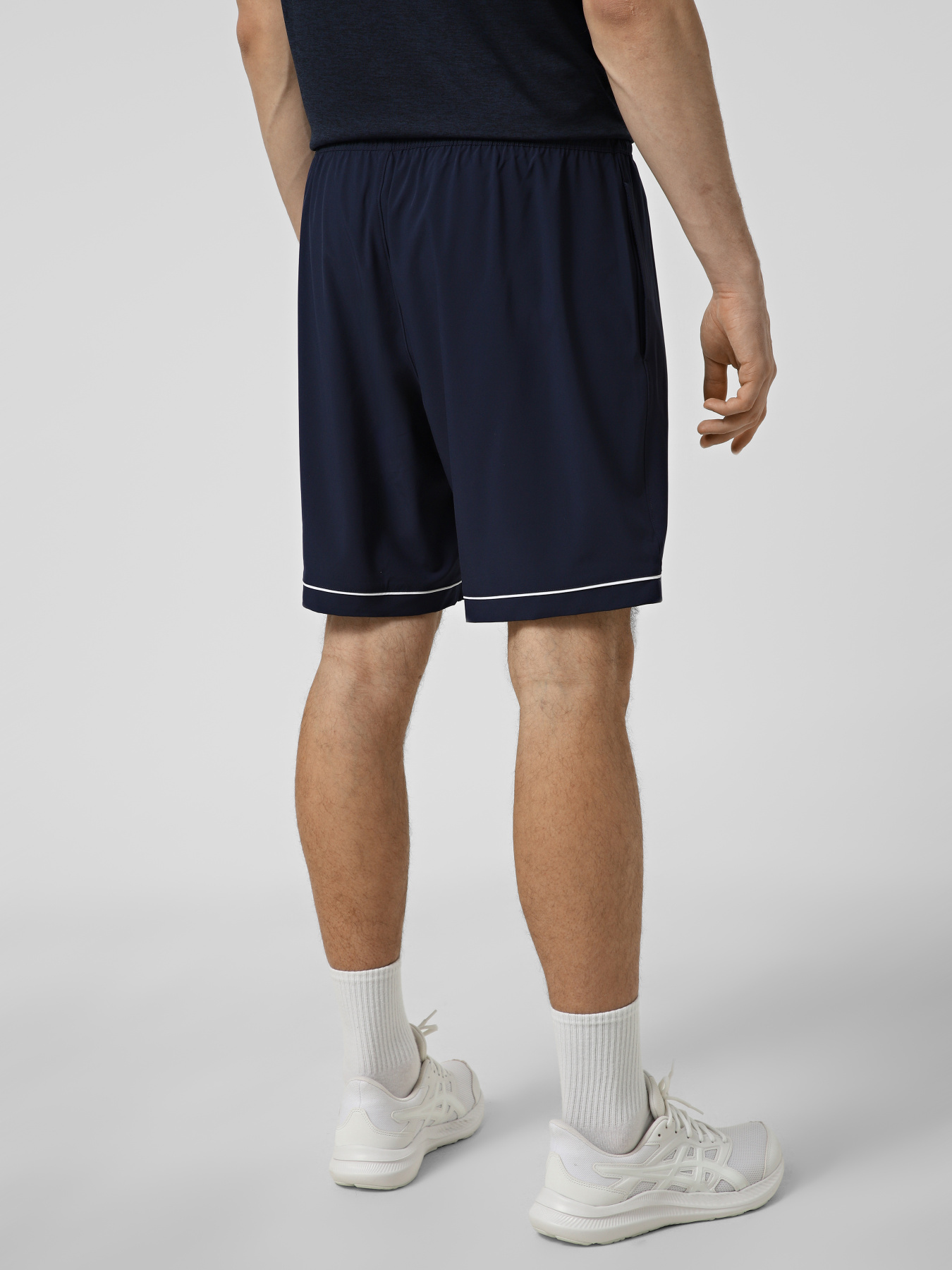 Шорти Skechers HARRY KANE STRIKER 8" SHORT модель SH149HK NVY Шорти Skechers HARRY KANE STRIKER 8" SHORT модель SH149HK NVY Фото