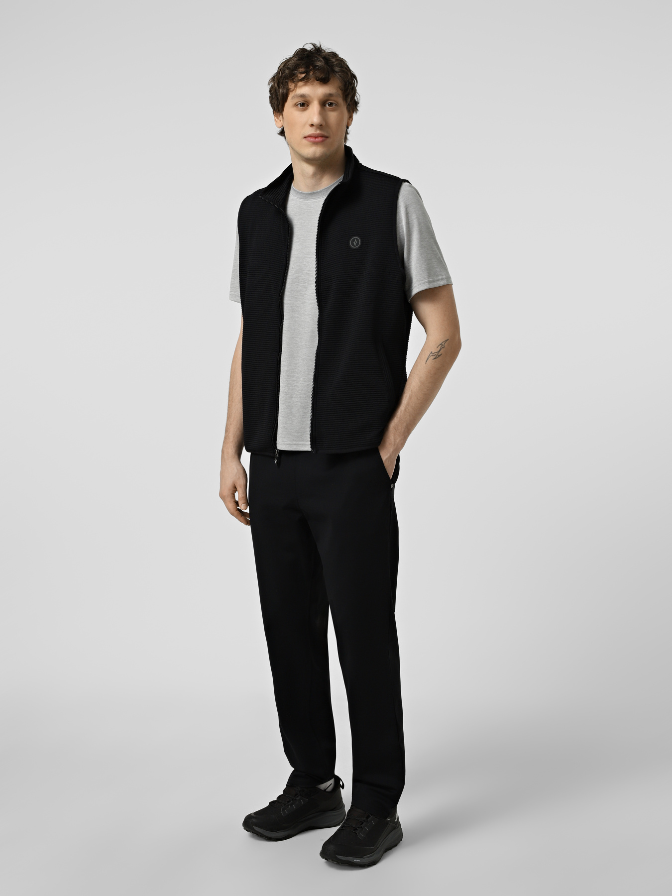 Светри та кардигани Skechers GOWALK OTTOMAN VEST модель JA249 BLK Светри та кардигани Skechers GOWALK OTTOMAN VEST модель JA249 BLK Фото