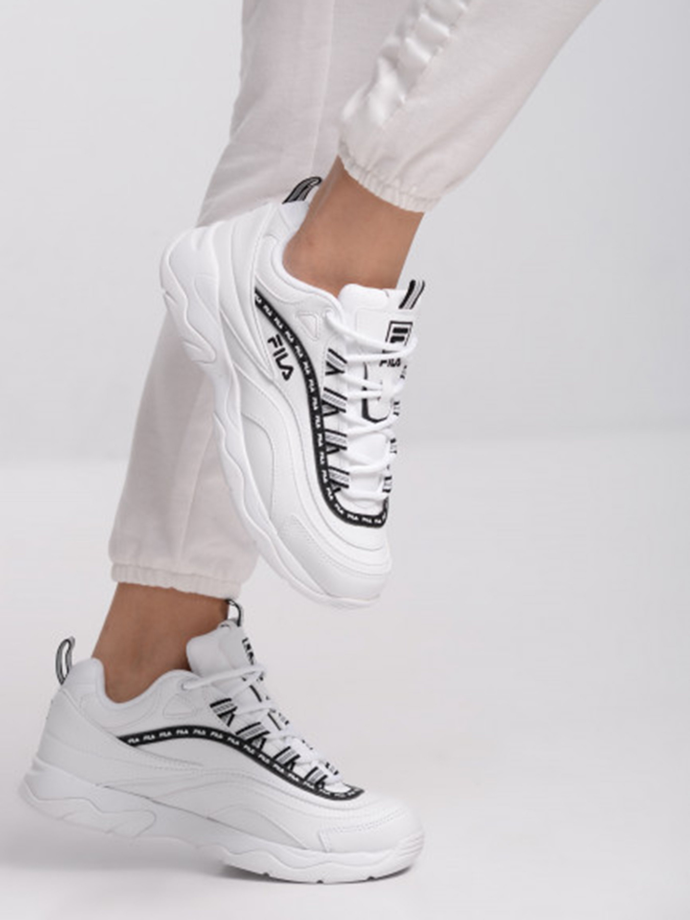 Кросівки FILA Ray Repeat модель 5RM00816-112 Фото
