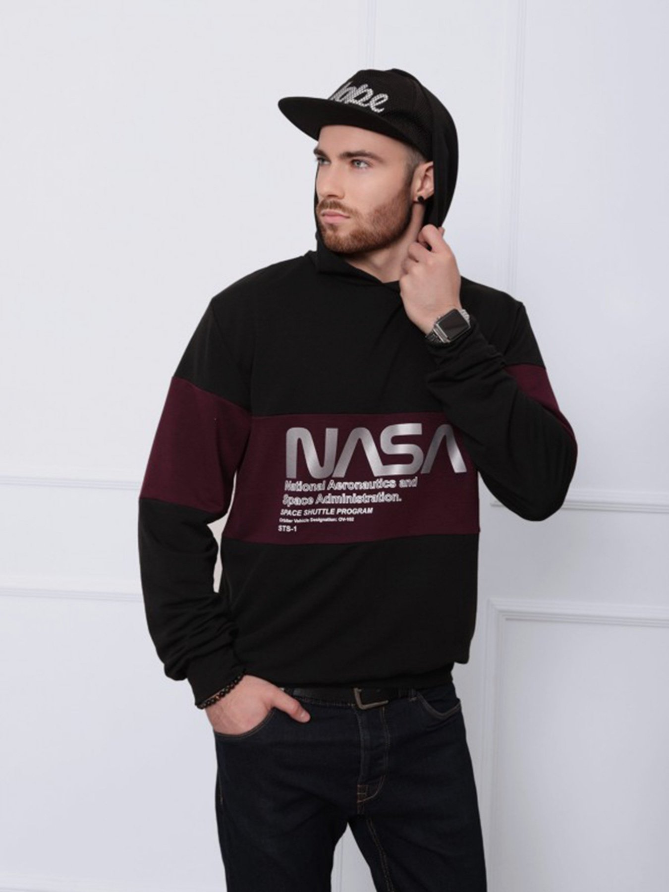 Худи и свитшоты ISSA Plus модель GN-408_черный/бордовый Фото