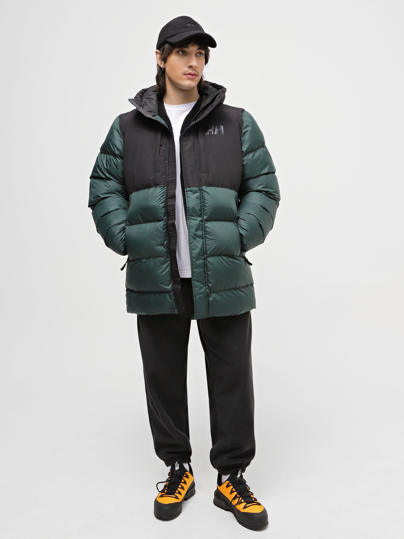 Куртки та дублянки Helly Hansen Active Puffy модель 53522-495 Фото