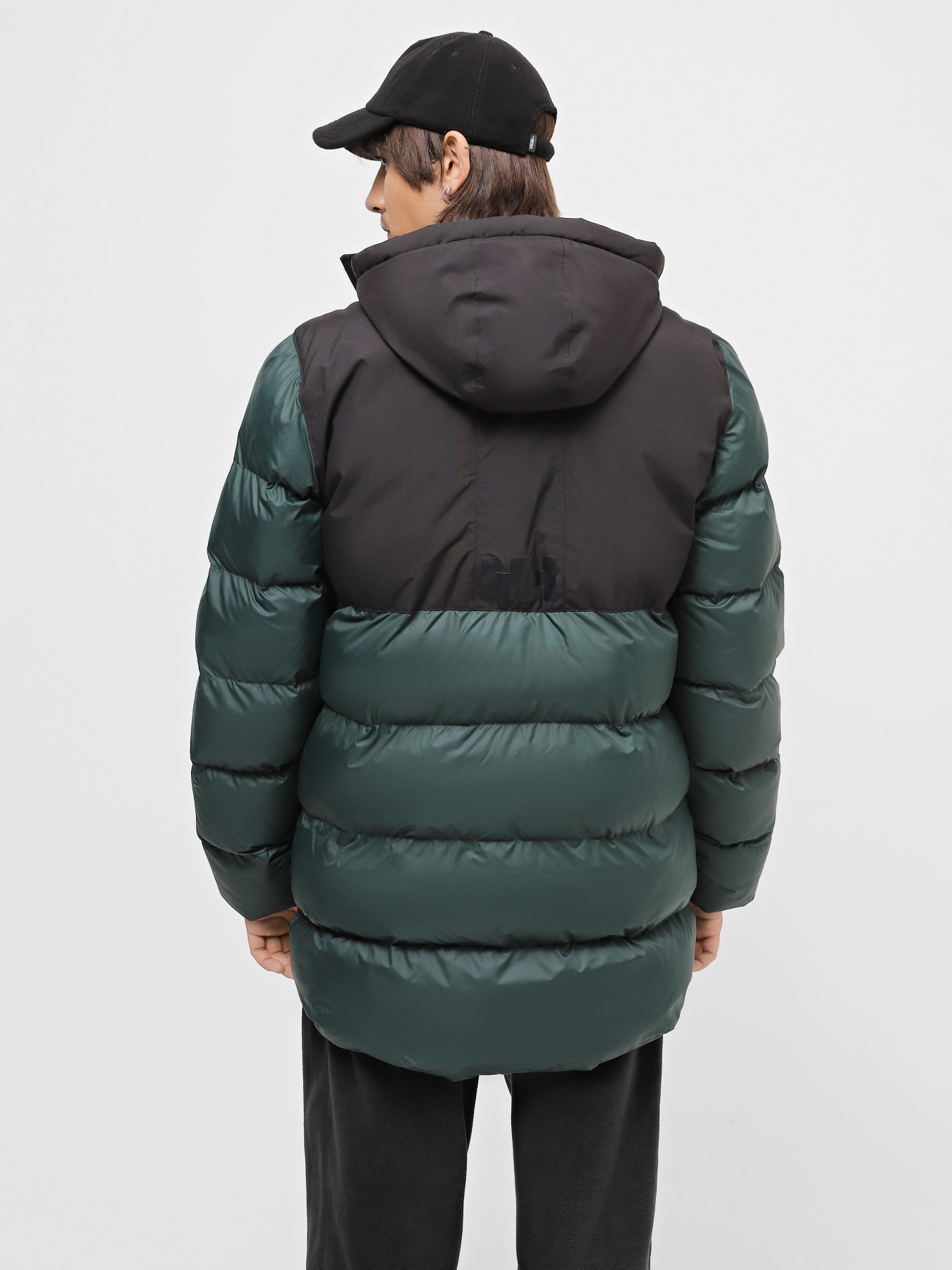 Куртки та дублянки Helly Hansen Active Puffy модель 53522-495 Фото