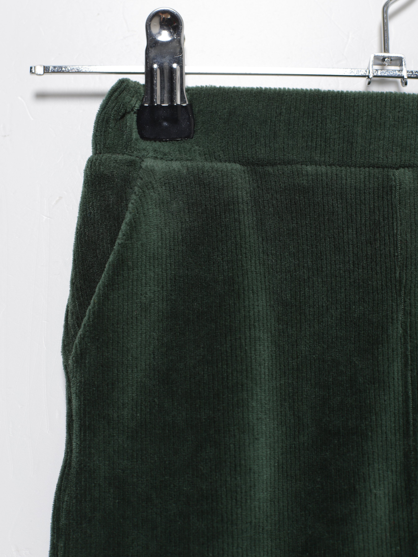 Брюки H&M модель 0833924_зелений Фото