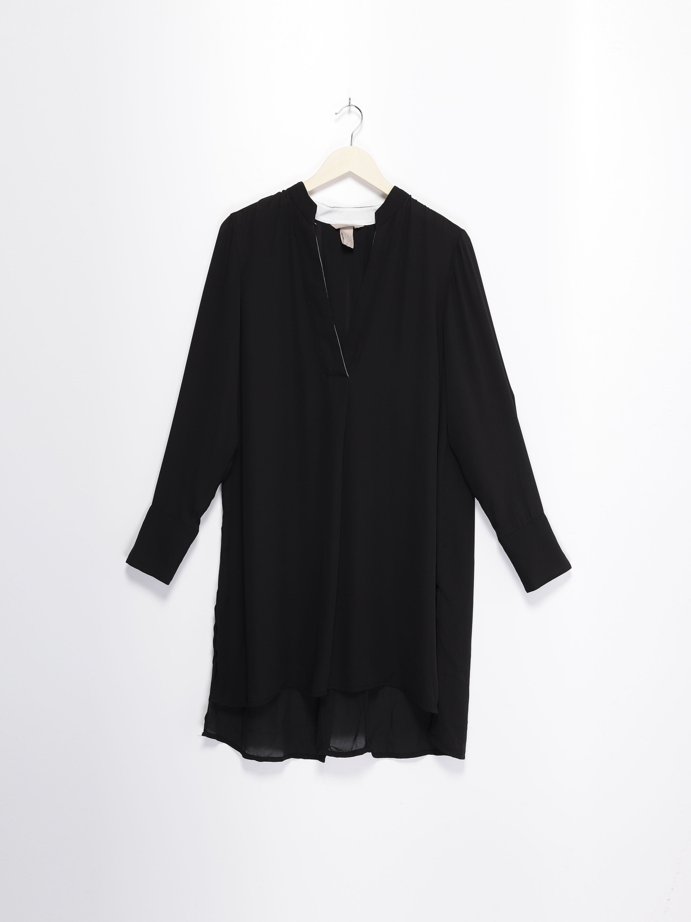 Платья H&M модель 0405374_чорний Платья H&M модель 0405374_чорний Фото
