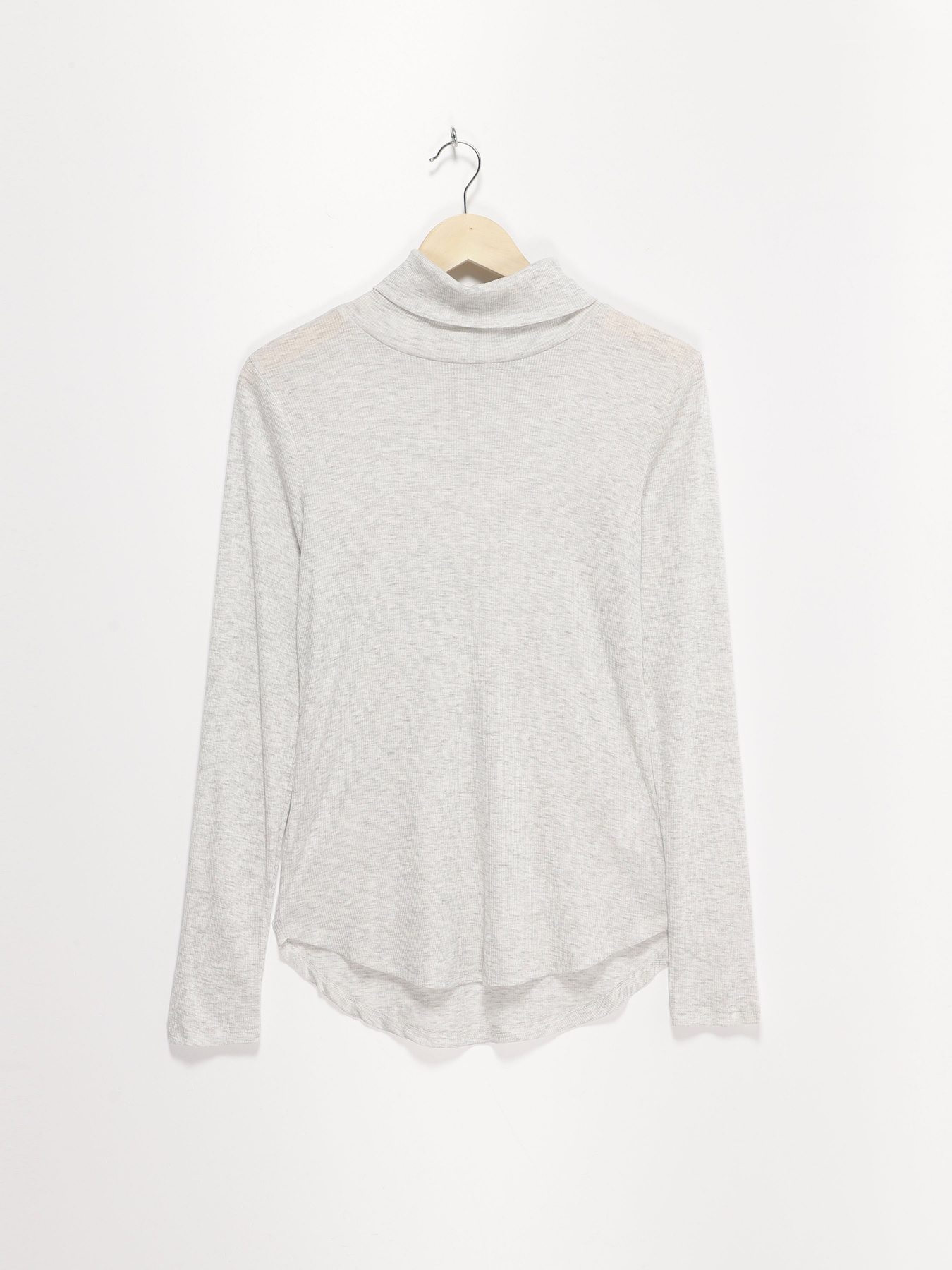 Светри та кардигани H&M модель 0418873_с.сірий Фото