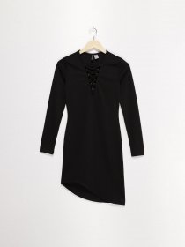 Платья H&M модель 0436250_чорний Фото