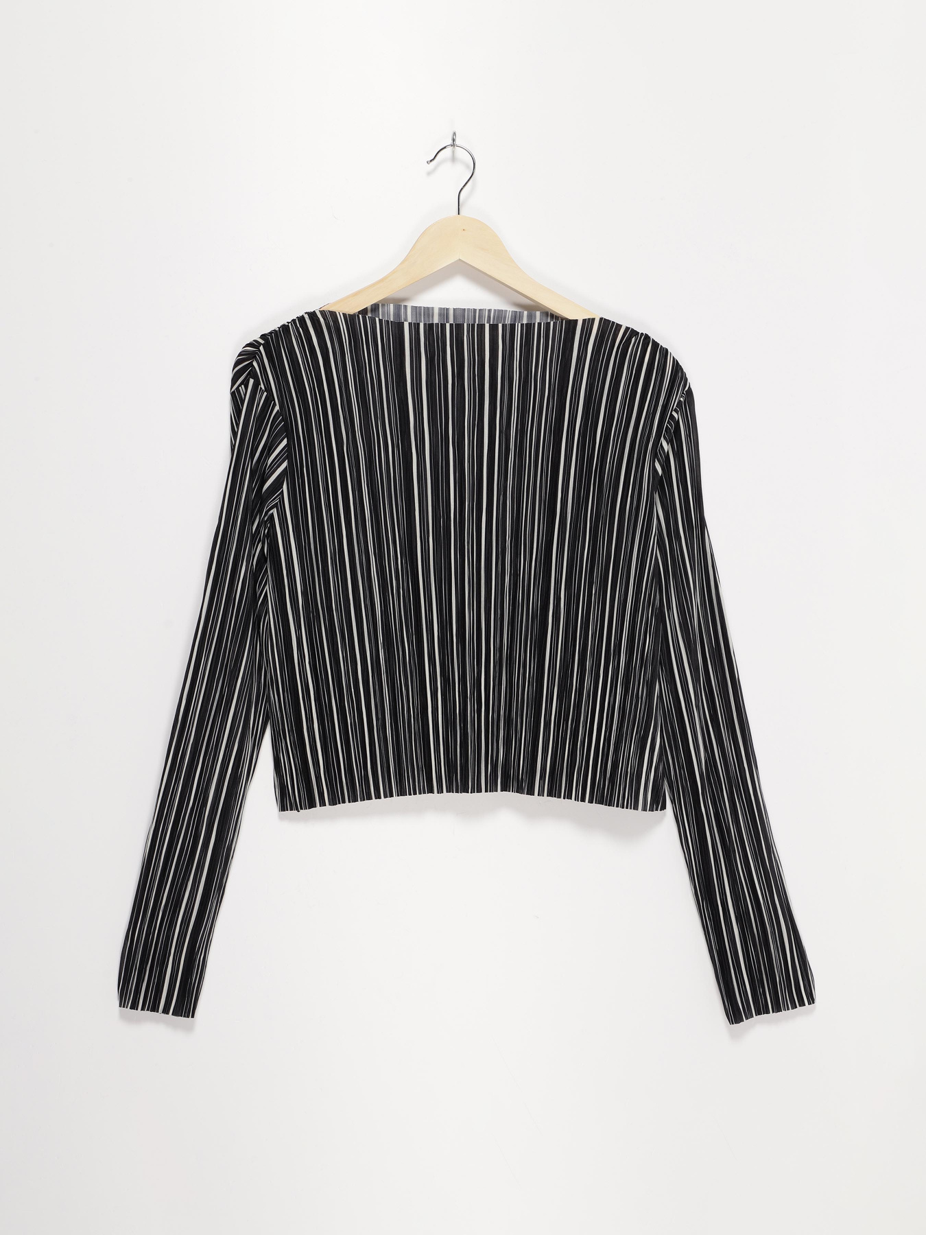Сорочки H&M модель 0489847_чорний комб. Фото