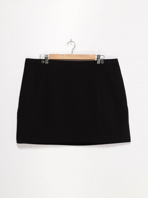 Юбки H&M модель 0625342_чорний Фото
