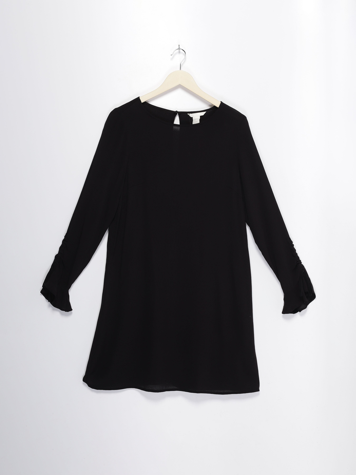 Платья H&M модель 0663942_чорний Платья H&M модель 0663942_чорний Фото